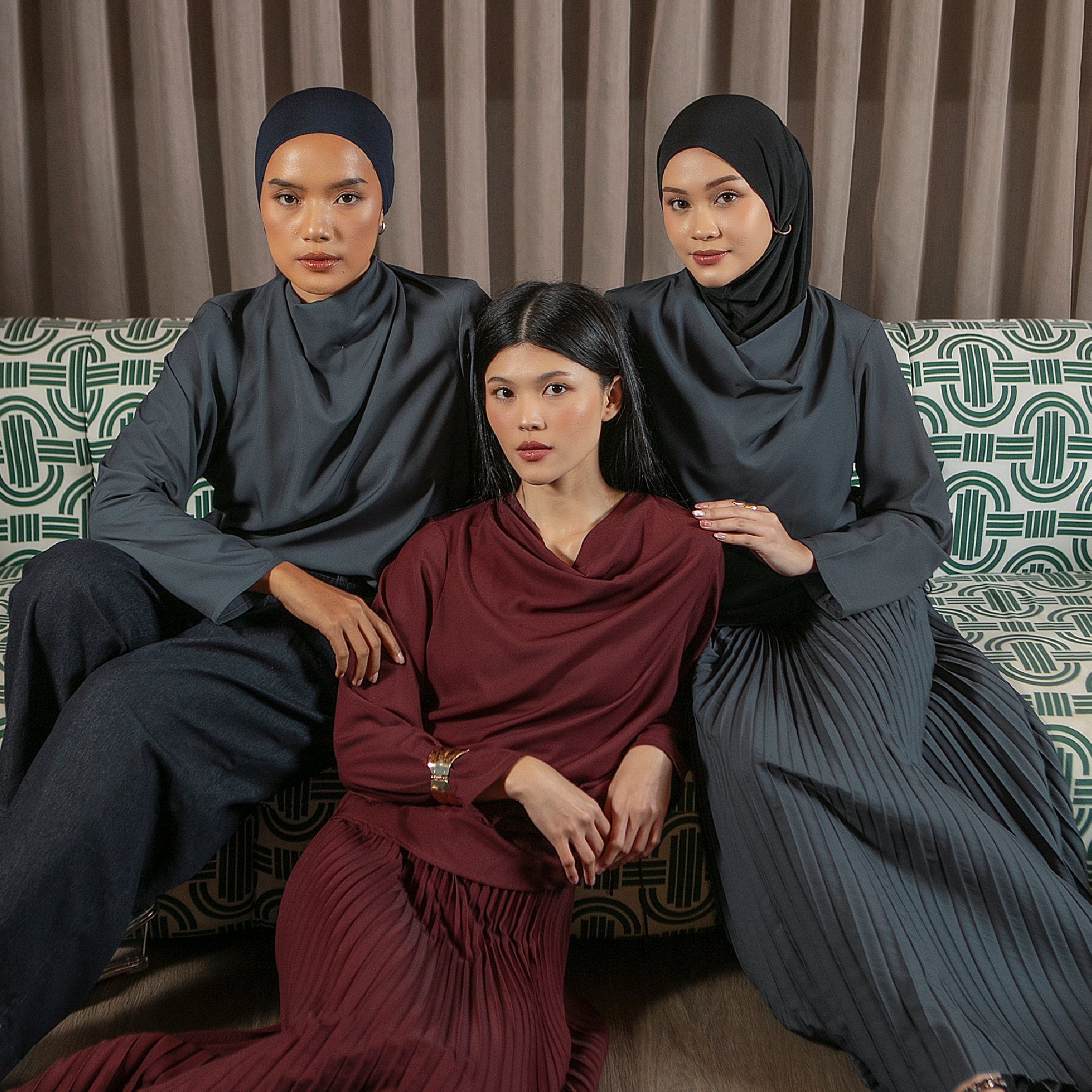 Vailla Skirt (HijabChic x Nabillasyal) - Rok Pleats Polos Woolpeach | HijabChic