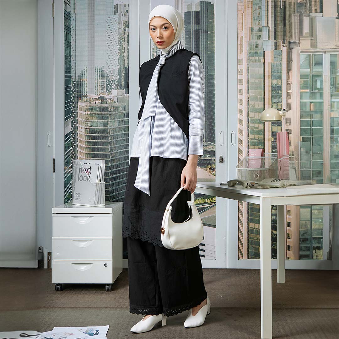 Celva Top - Kemeja Stripe Cotton Kerah Tali