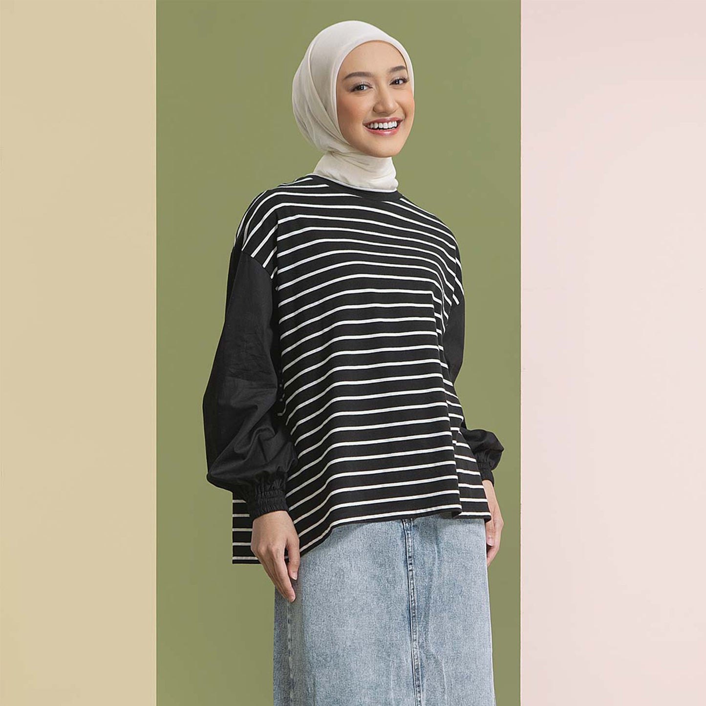 Akanni Black Stripe Top -  Kaos Combed Garis Lengan Balon