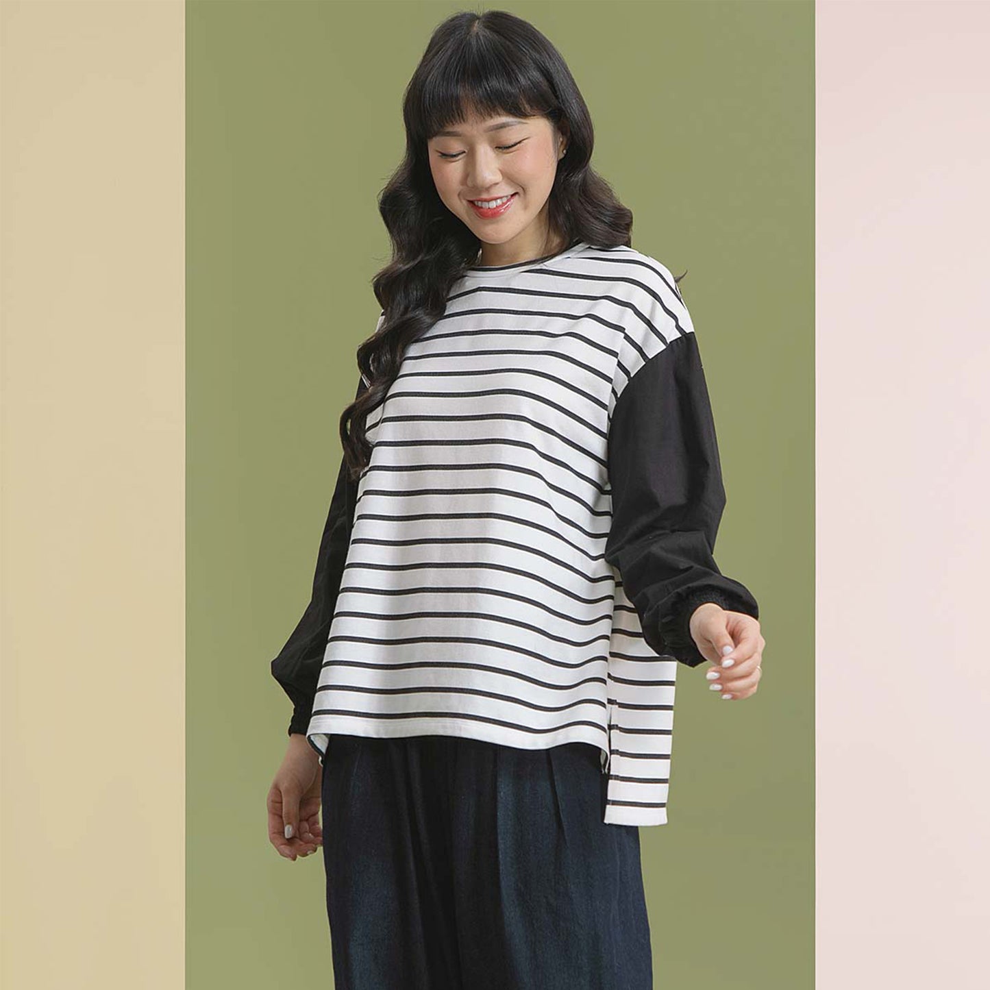 Safiya Broken White Stripe Top -  Kaos Combed Lengan Balon