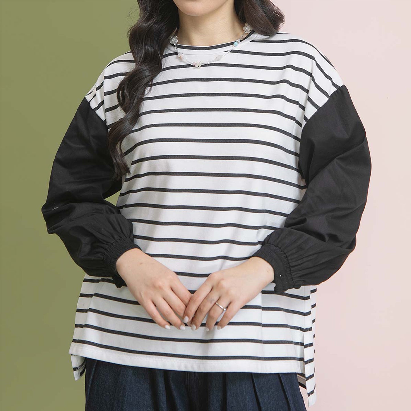 Safiya Broken White Stripe Top -  Kaos Combed Lengan Balon
