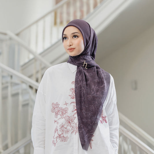 Arunika Scarf - Kerudung Voal Motif Bunga