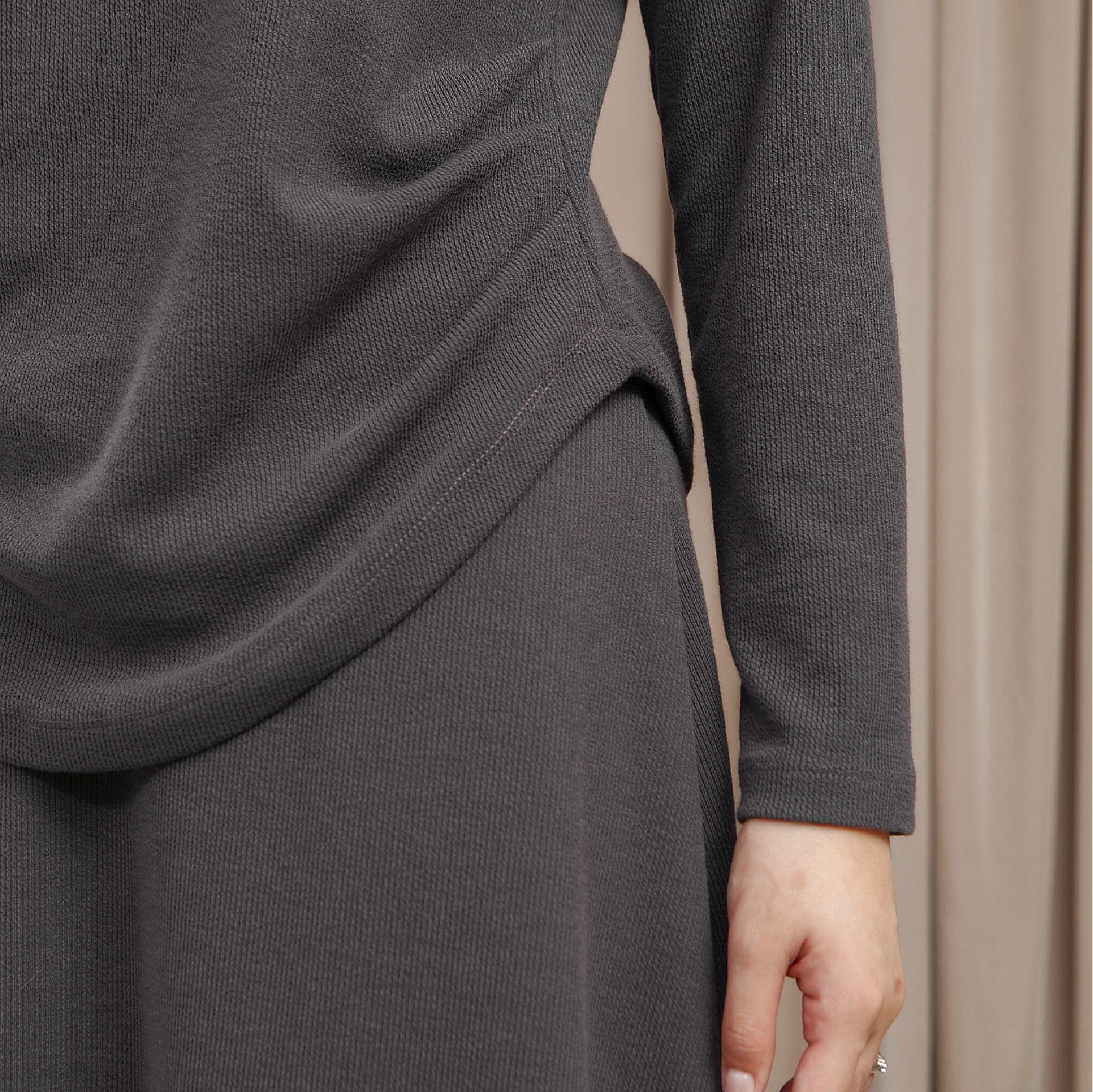 Luna Top - Atasan Knit Pinggang Karet Bervolume | HijabChic