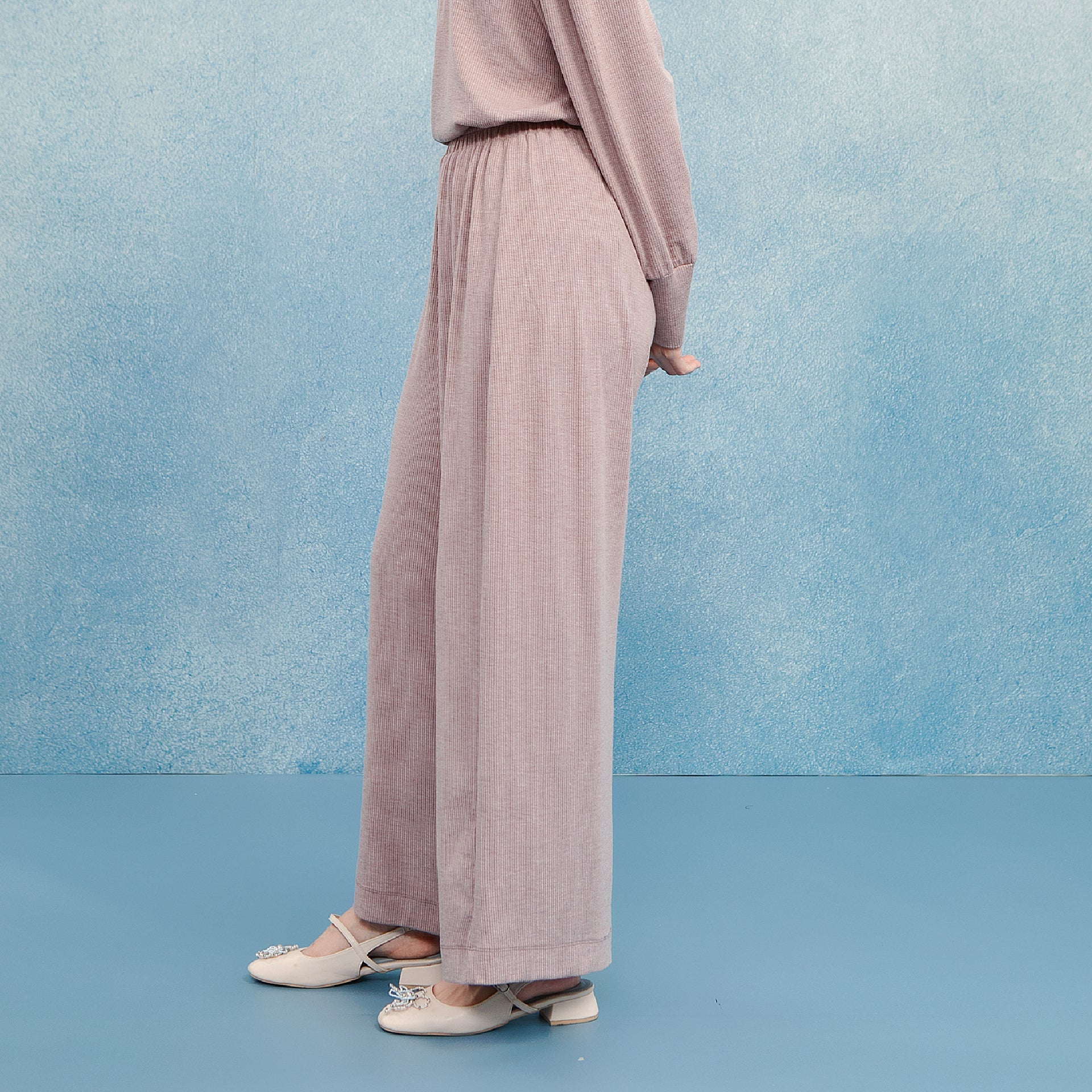 Gana Taupe Pants - Celana Knit Silluet Lurus Karet Pinggang | HijabChic
