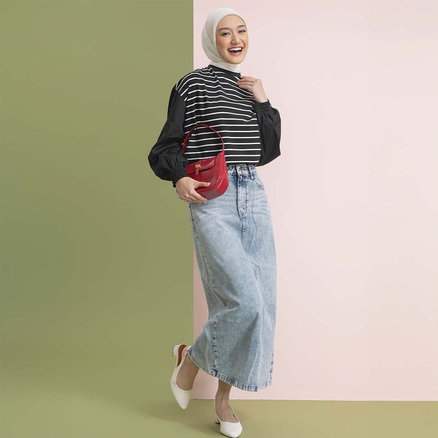 Akanni Black Stripe Top -  Kaos Combed Garis Lengan Balon