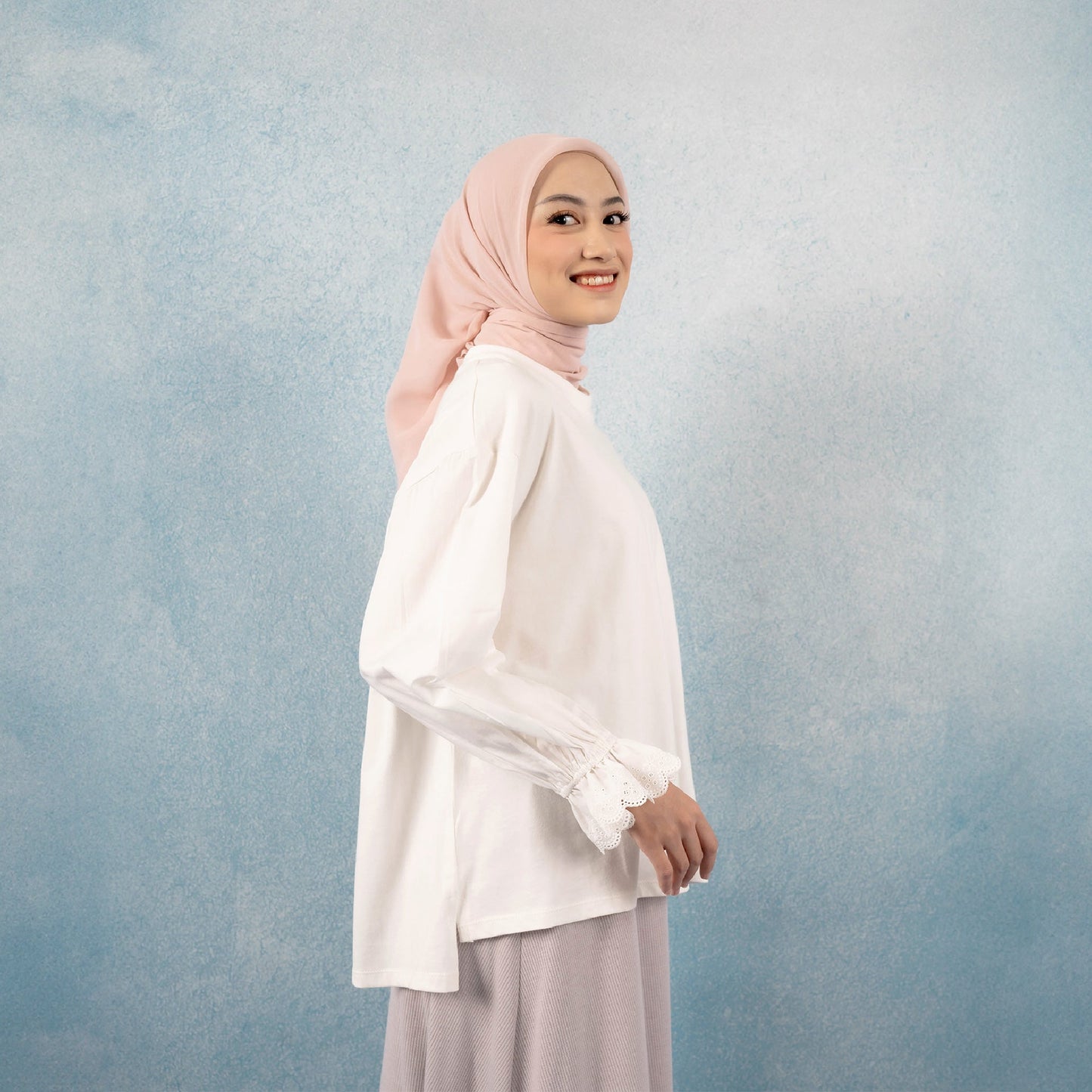 Devara Top - Kaos Polos Daily Simple | HijabChic