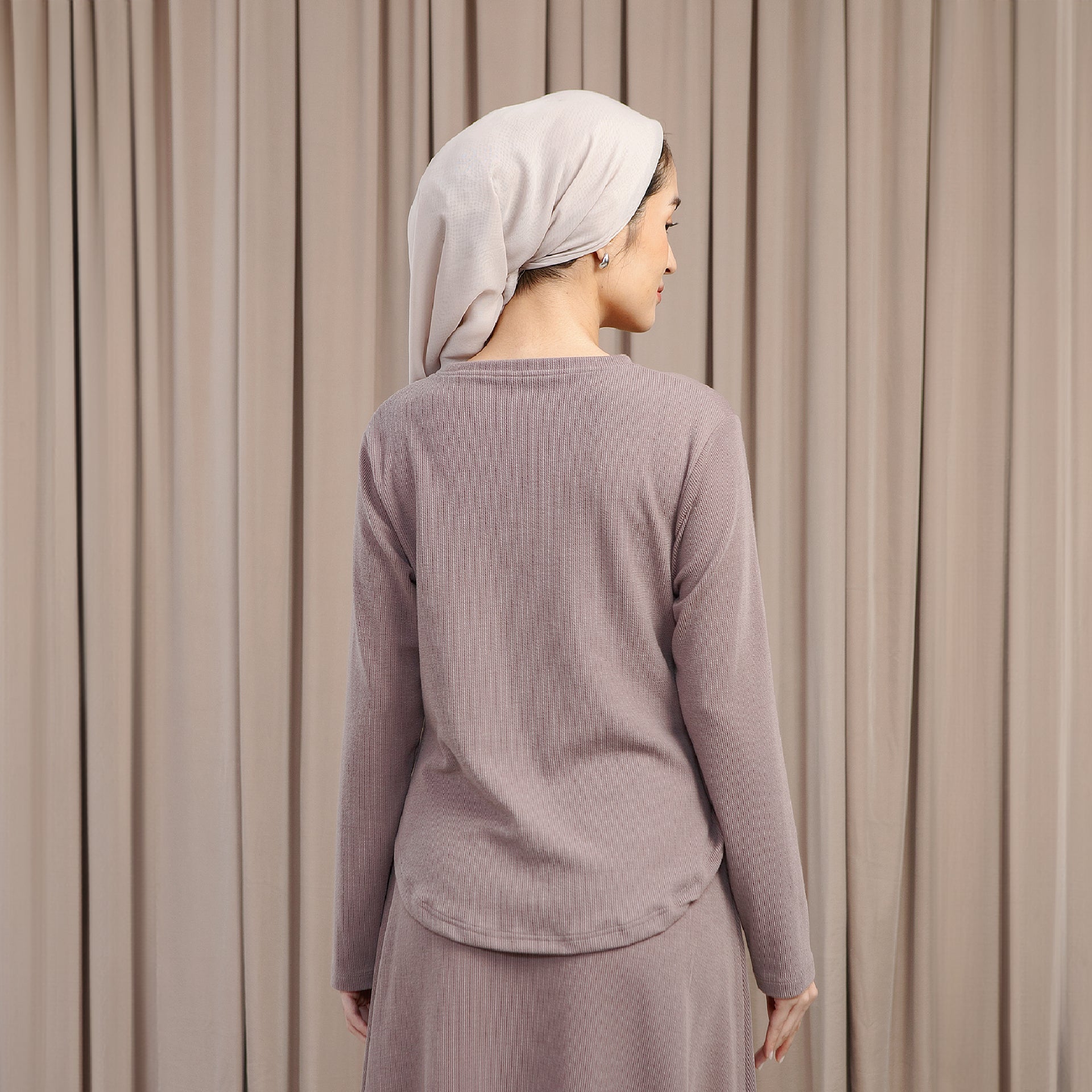 Luna Top - Atasan Knit Pinggang Karet Bervolume | HijabChic