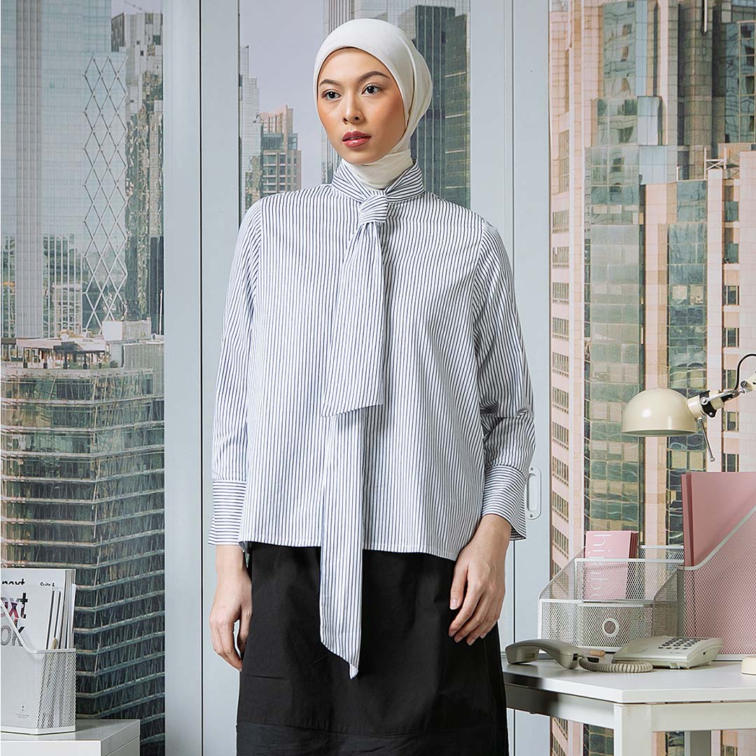 Celva Top - Kemeja Stripe Cotton Kerah Tali