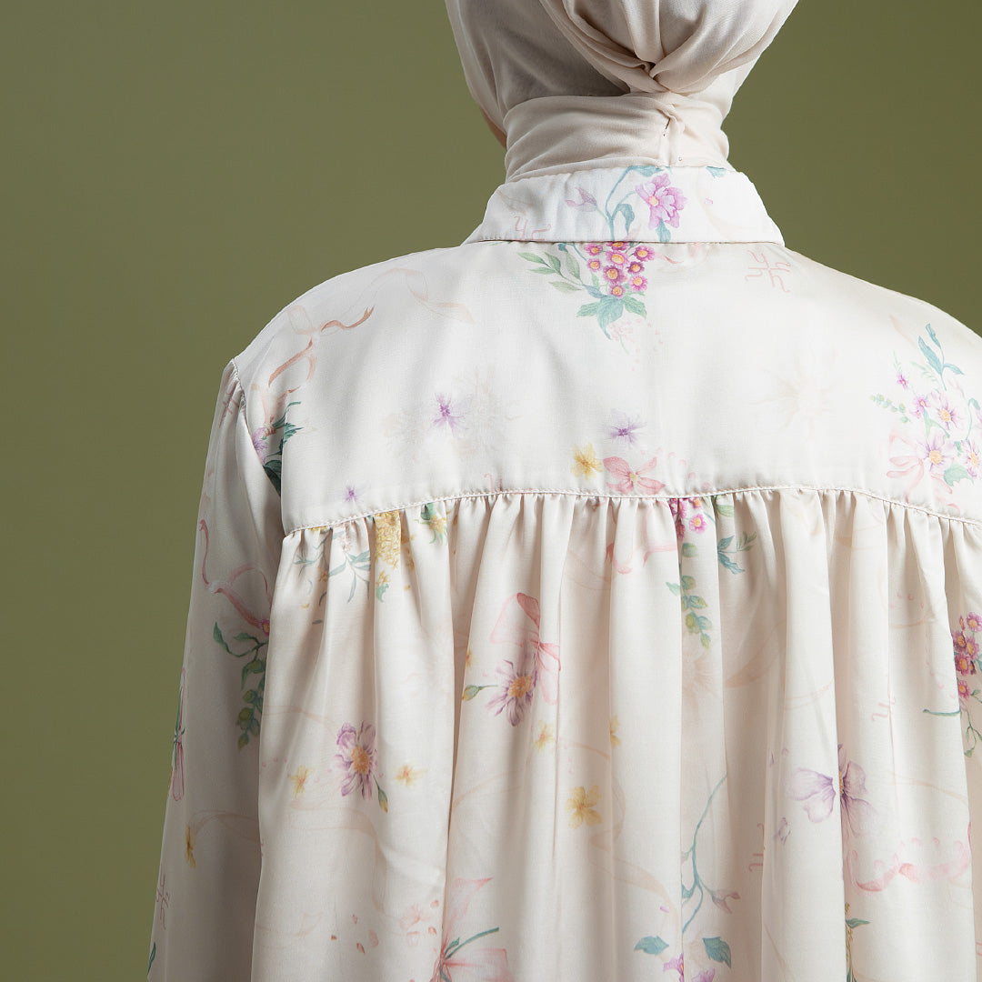 Liliana Top - Kemeja Motif Bunga Elegan