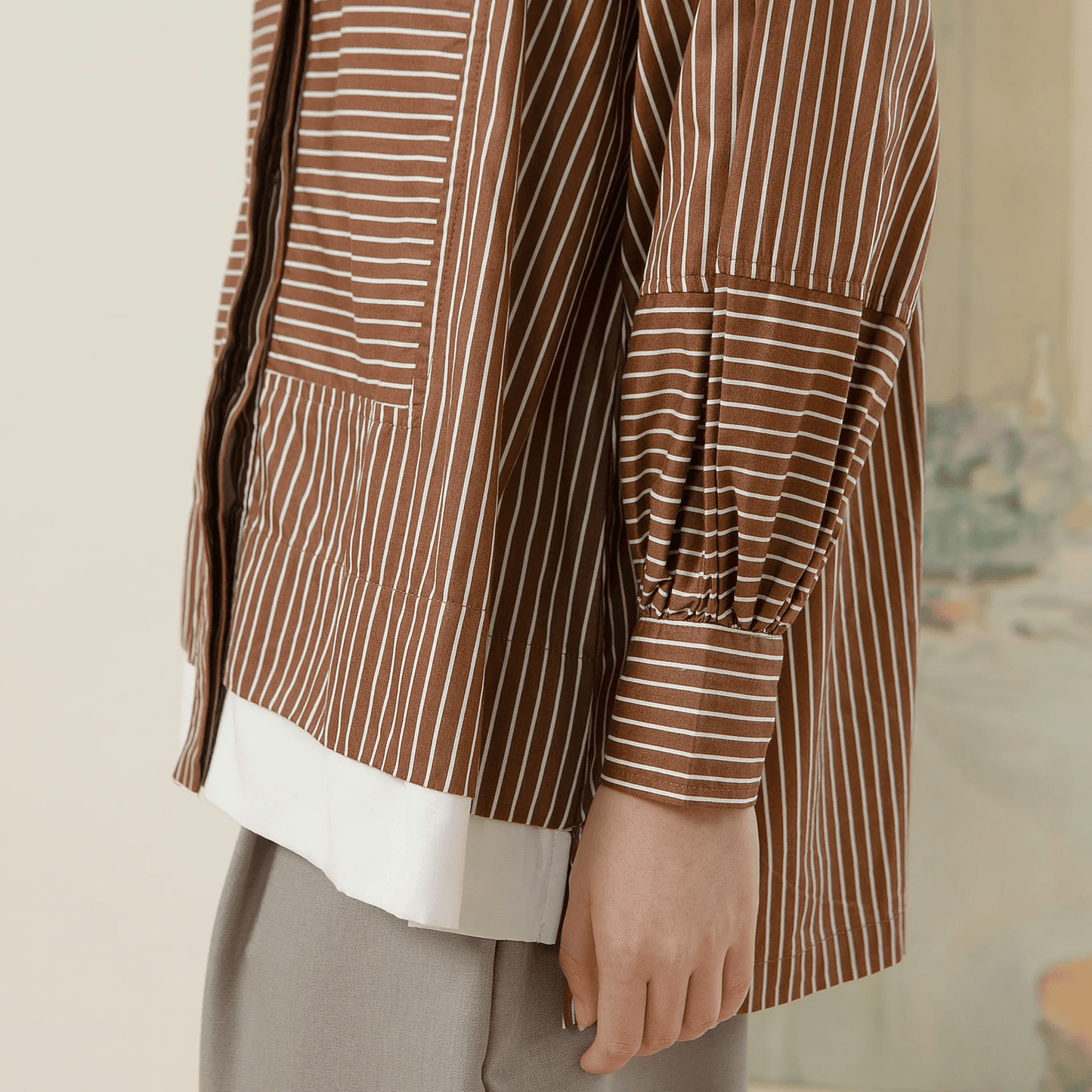 Larra Top - Kemeja Katun Stripe Oversize | HijabChic