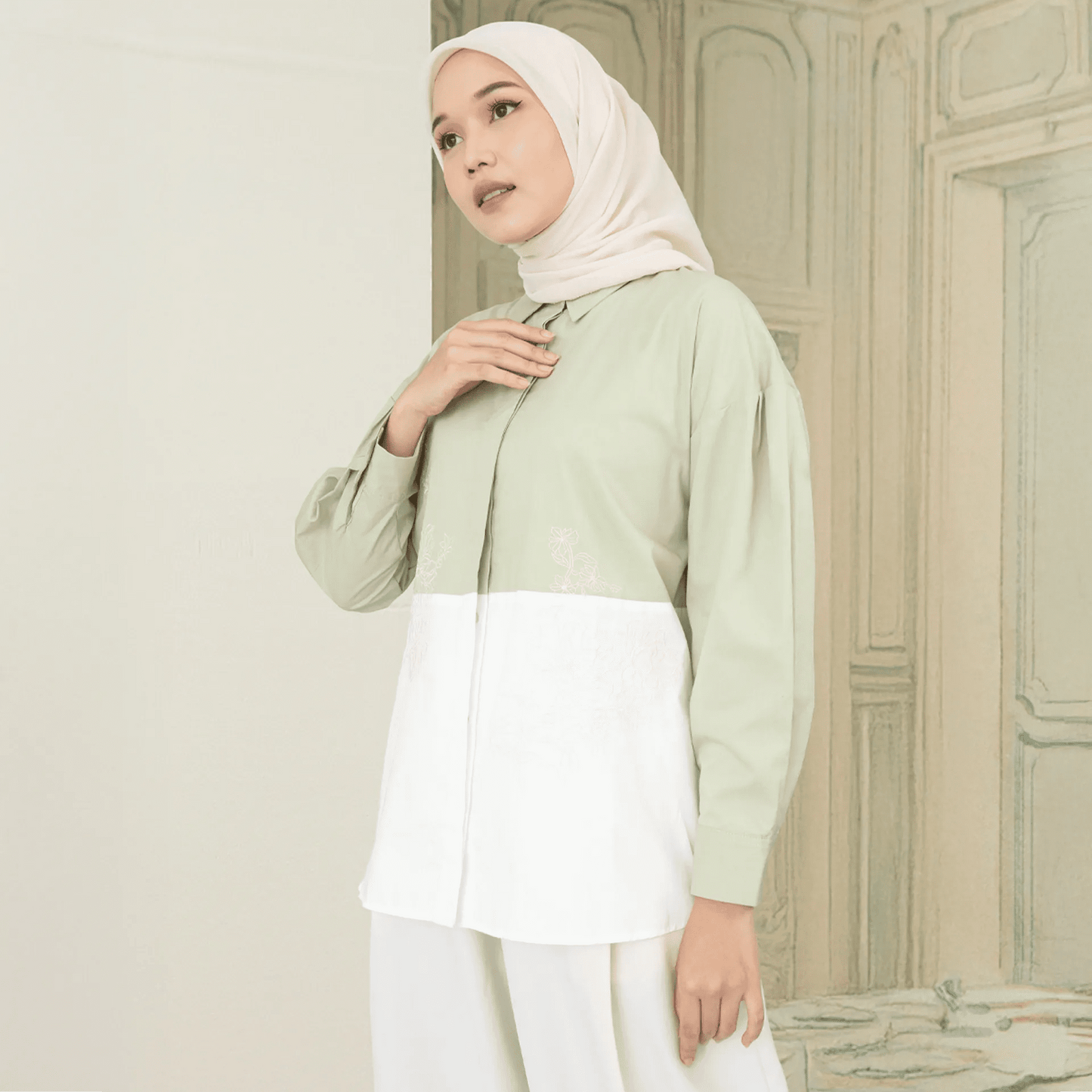 Laya Top - Kemeja Katun Bordir Two Tone Color | HijabChic