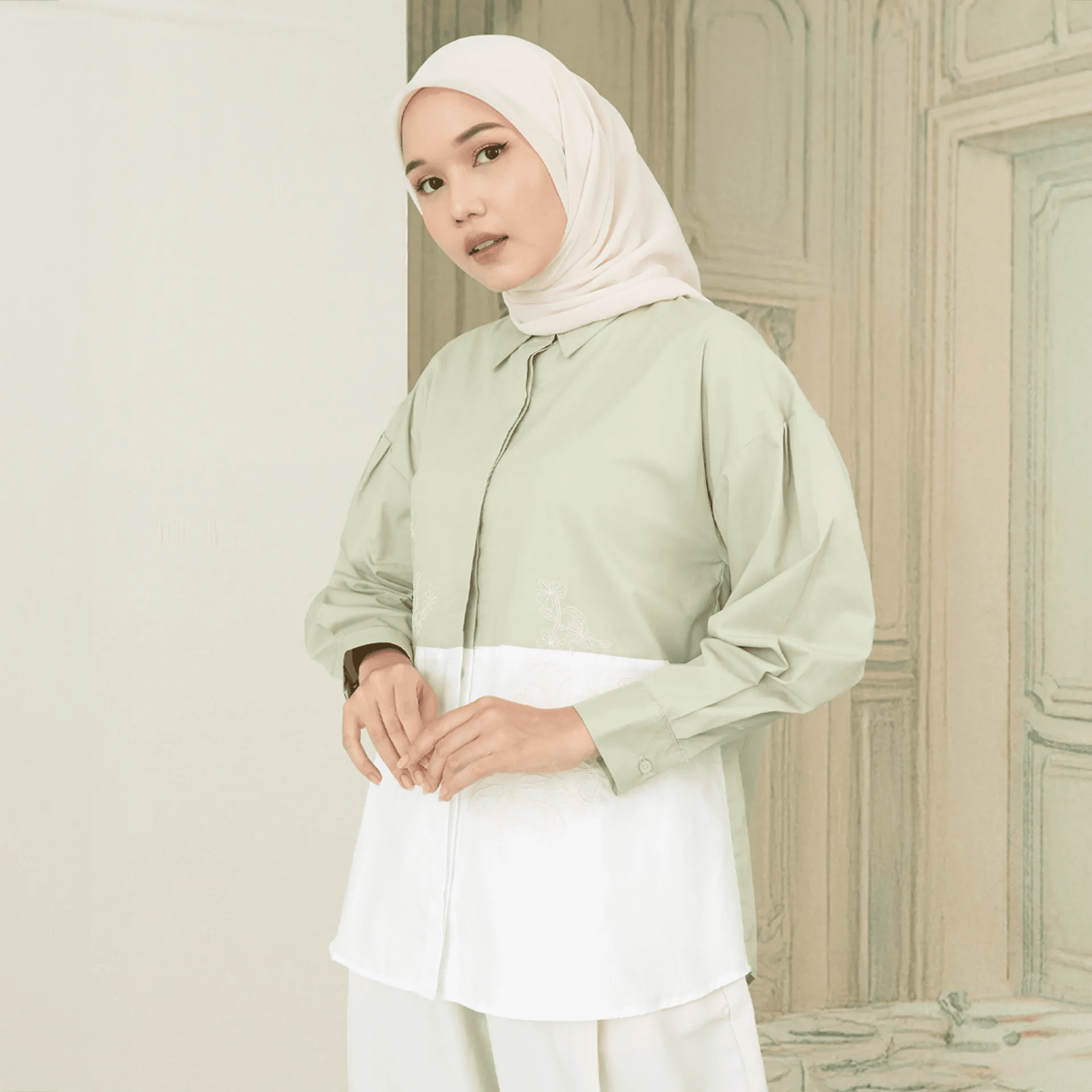 Laya Top - Kemeja Katun Bordir Two Tone Color | HijabChic