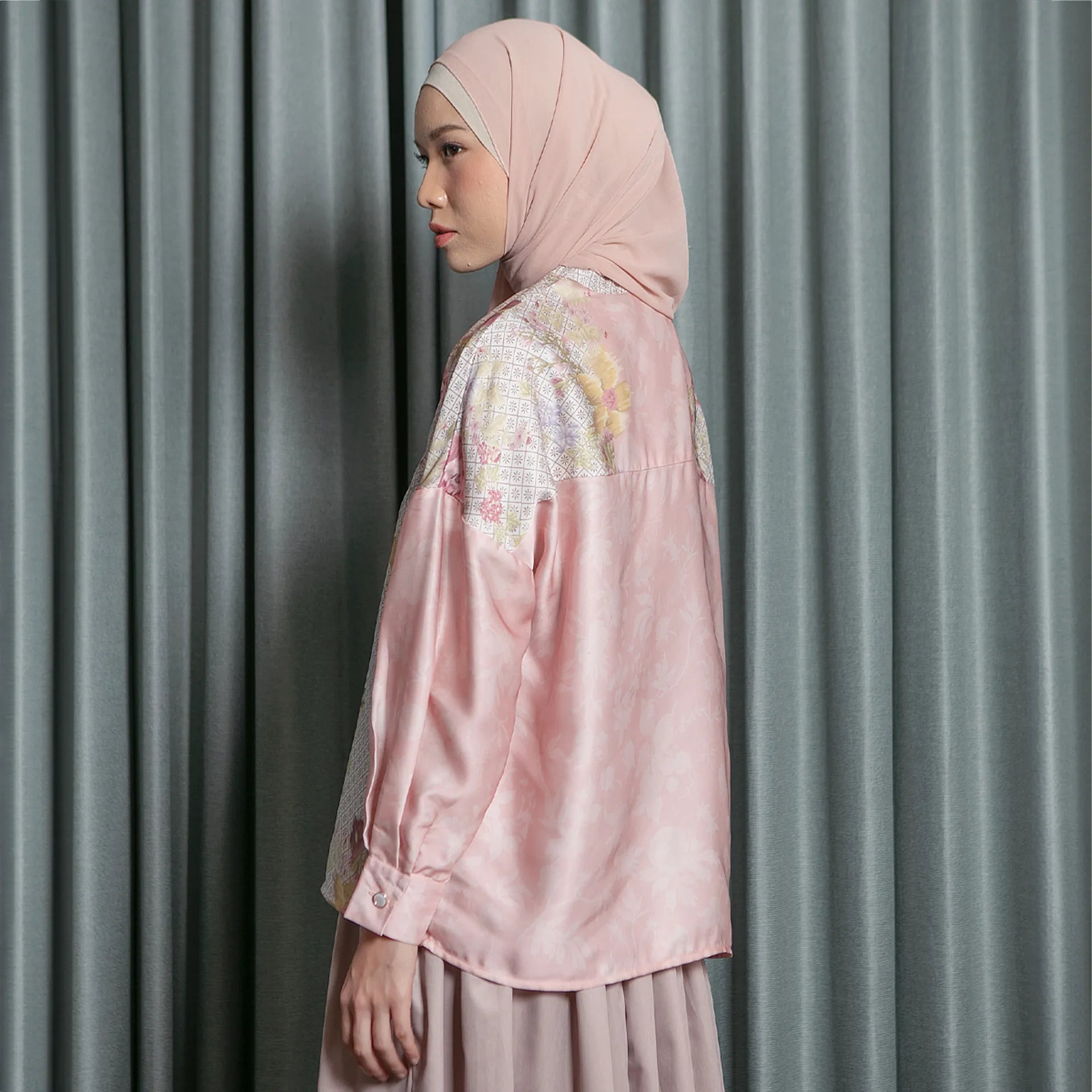 Sara Peach Skin Top | HijabChic