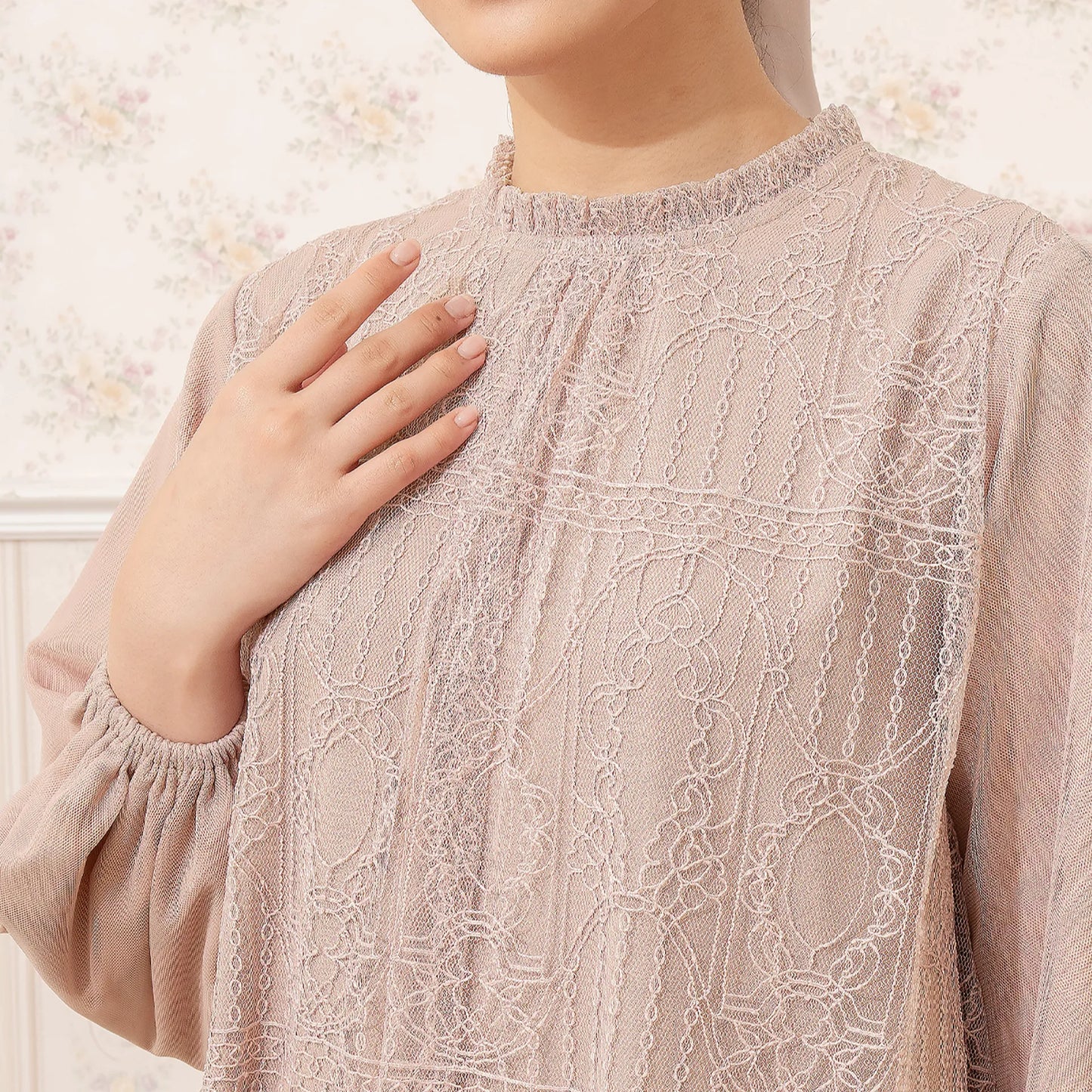 Syahira Pink Nude Dress