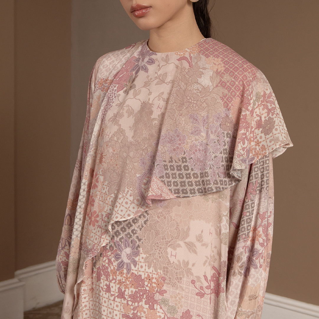 Bundling Embrace Couple Ammar Koko + Sarra Dress