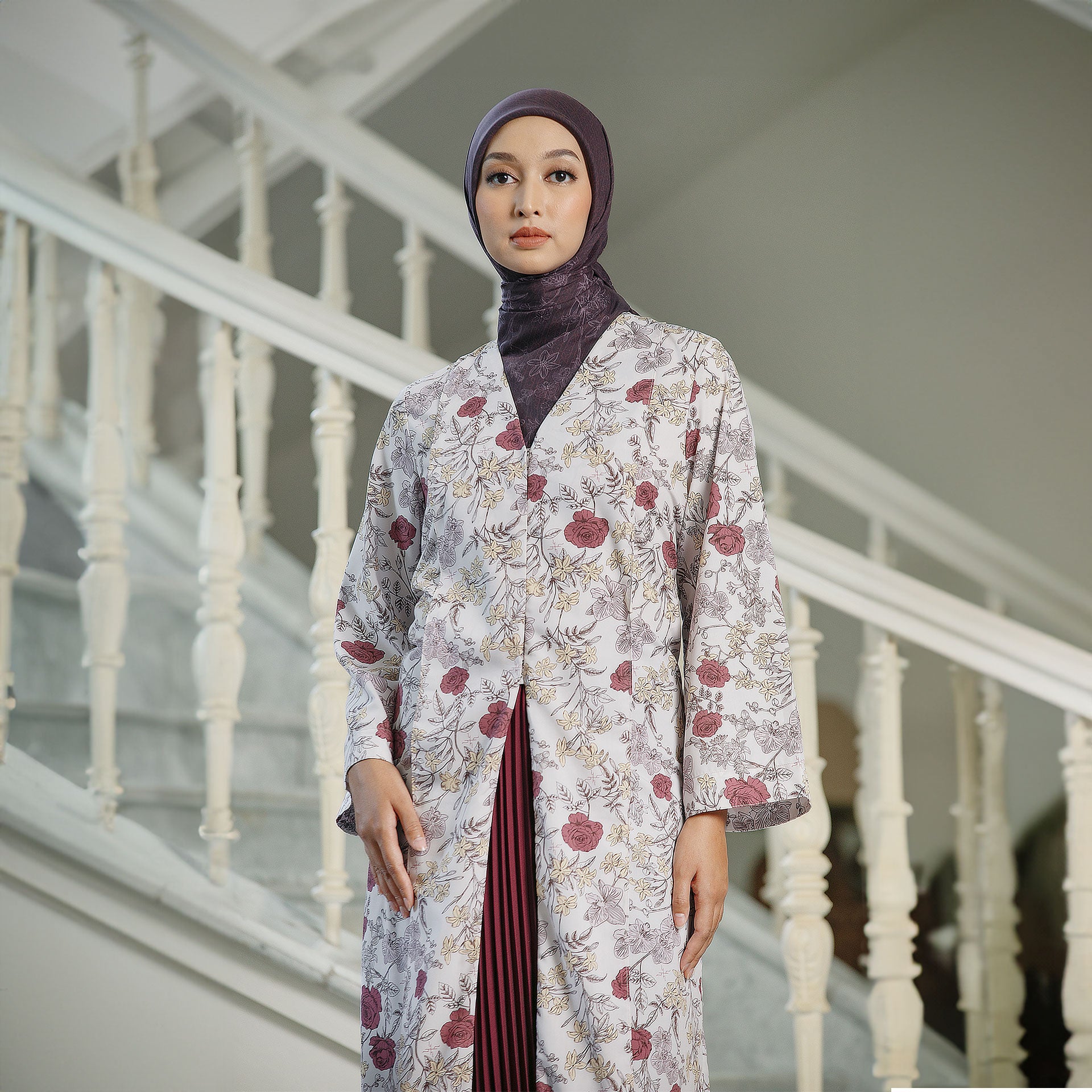Jelita Red Tunic - Tunik Katun Motif Bunga V-Neck