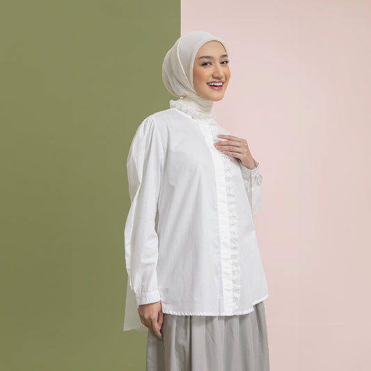 Melia Broken White - Kemeja Cotton Ruffles