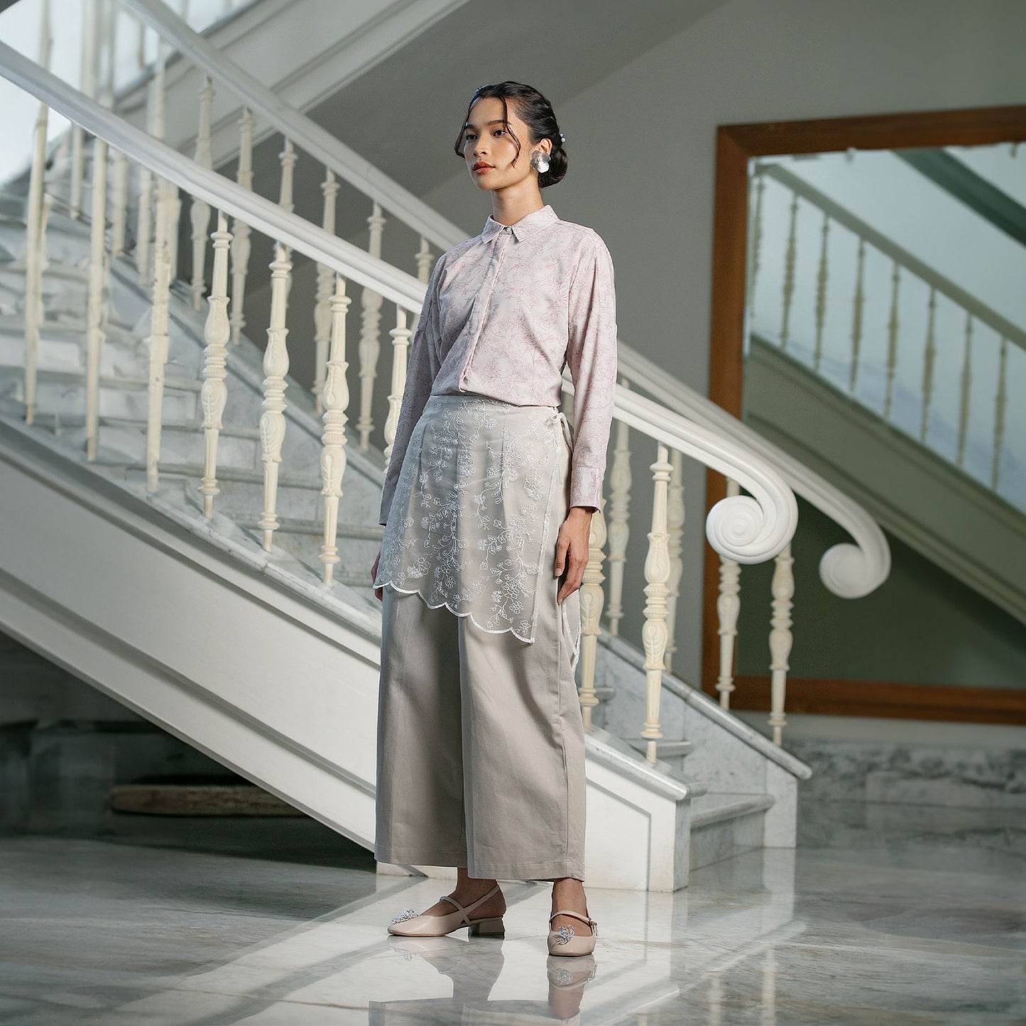 Magani Stone Grey Pants - Celana Lurus Lace Apron