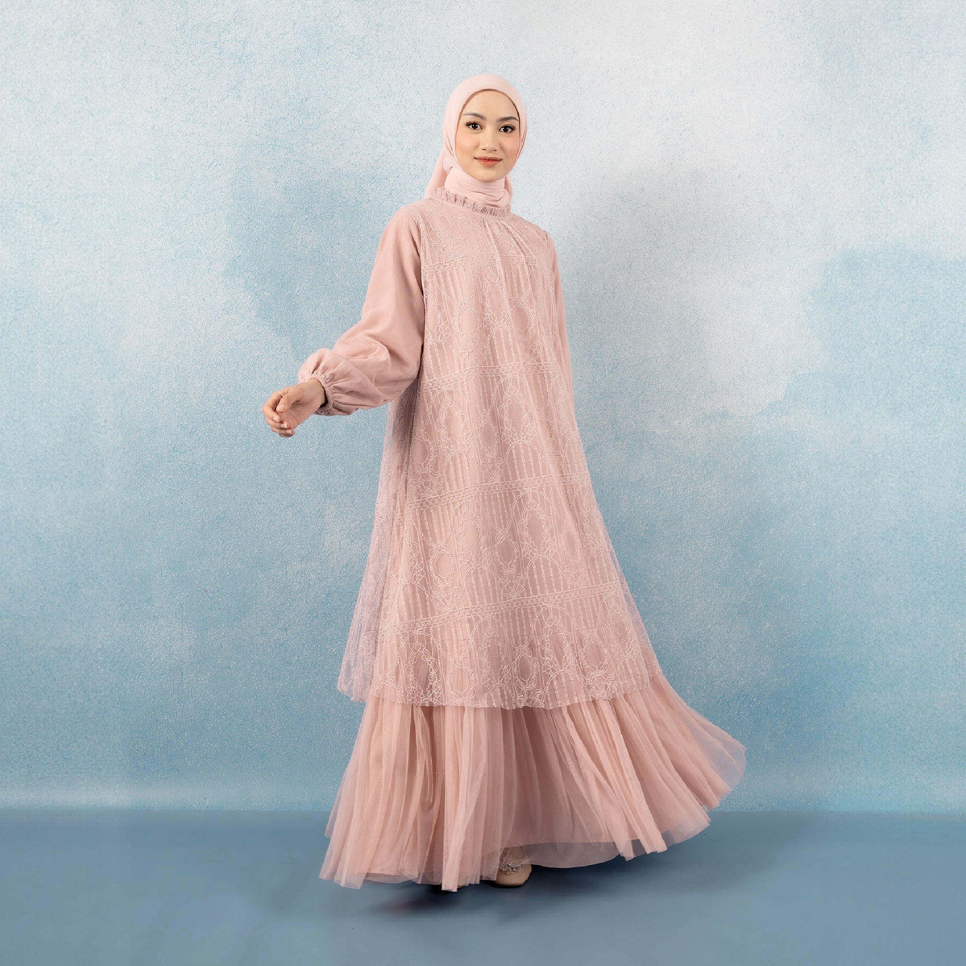 Syahira Pink Nude Dress