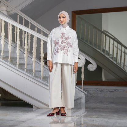 Nirmala Top - Kemeja Katun Bordir Bunga
