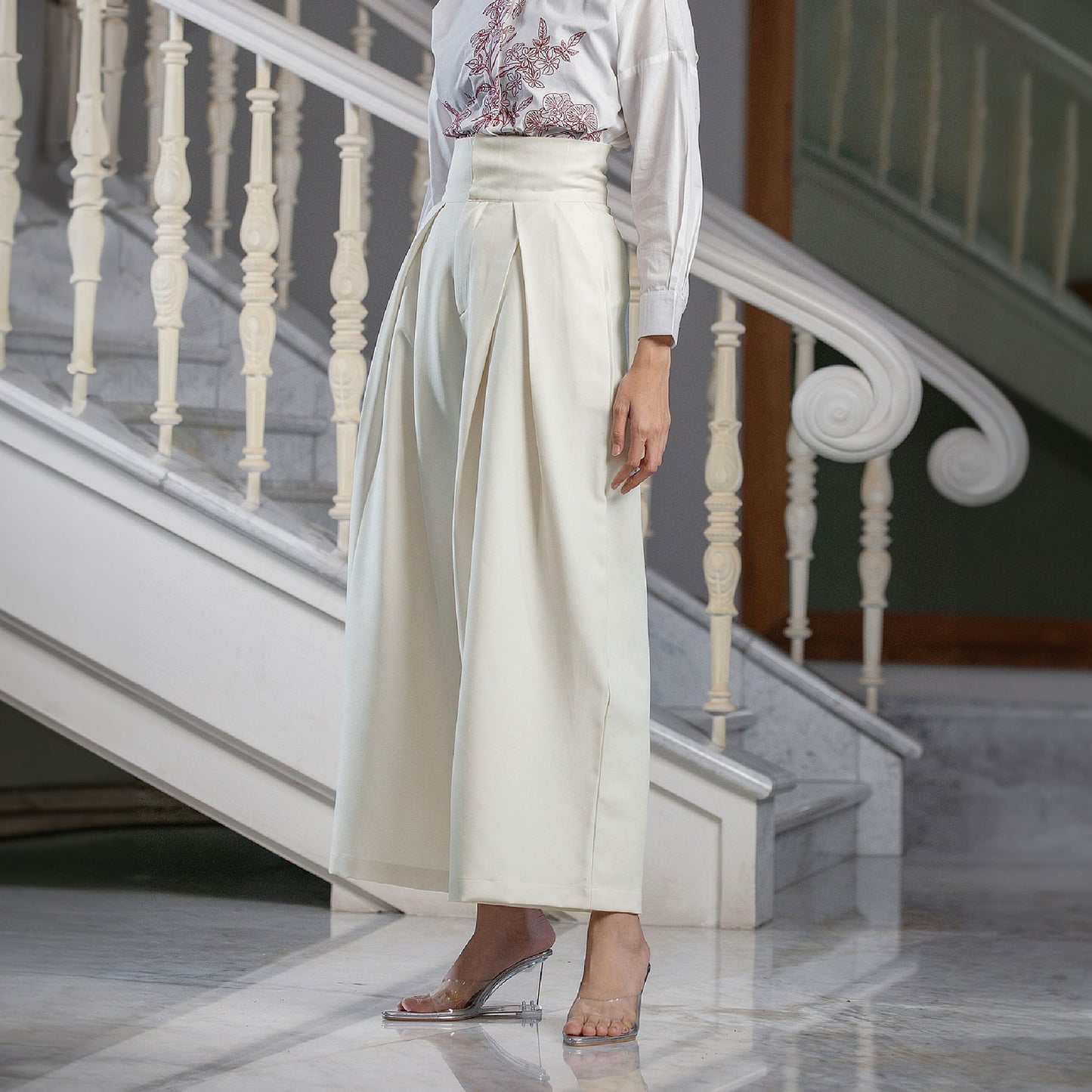Sekar Beige Pants - Celana Loose Ban Tinggi