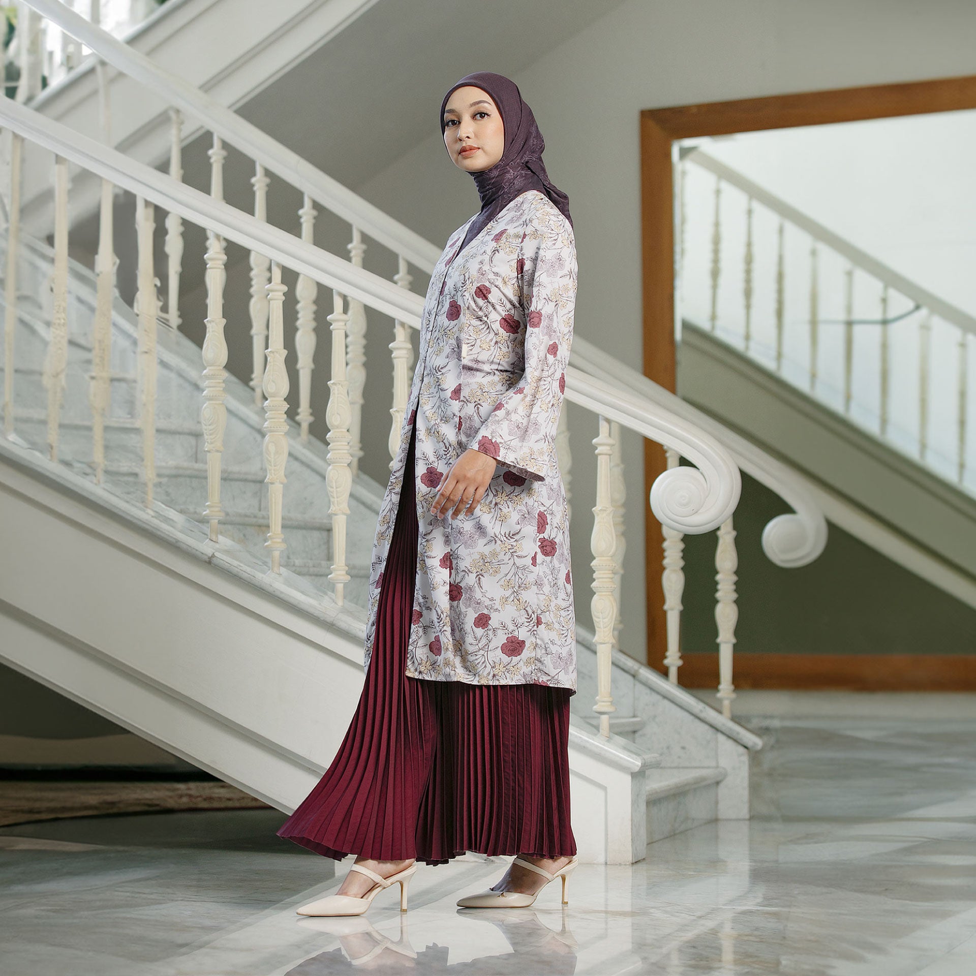 Jelita Red Tunic - Tunik Katun Motif Bunga V-Neck