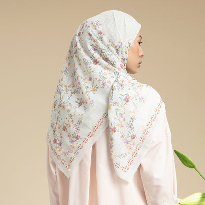 Alaya Scarf