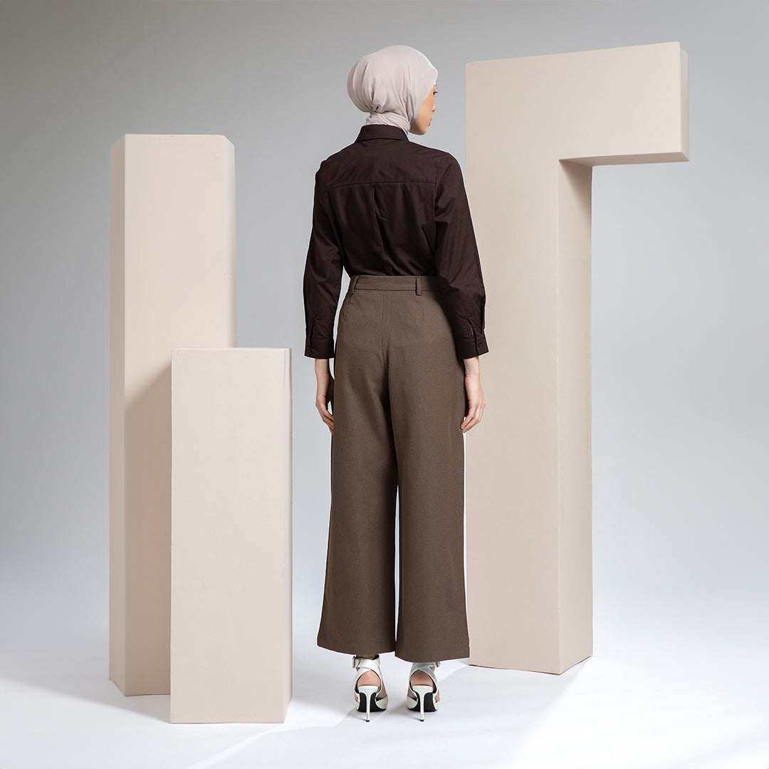 Bundling Valli Cream Top + Velora Brown Pants