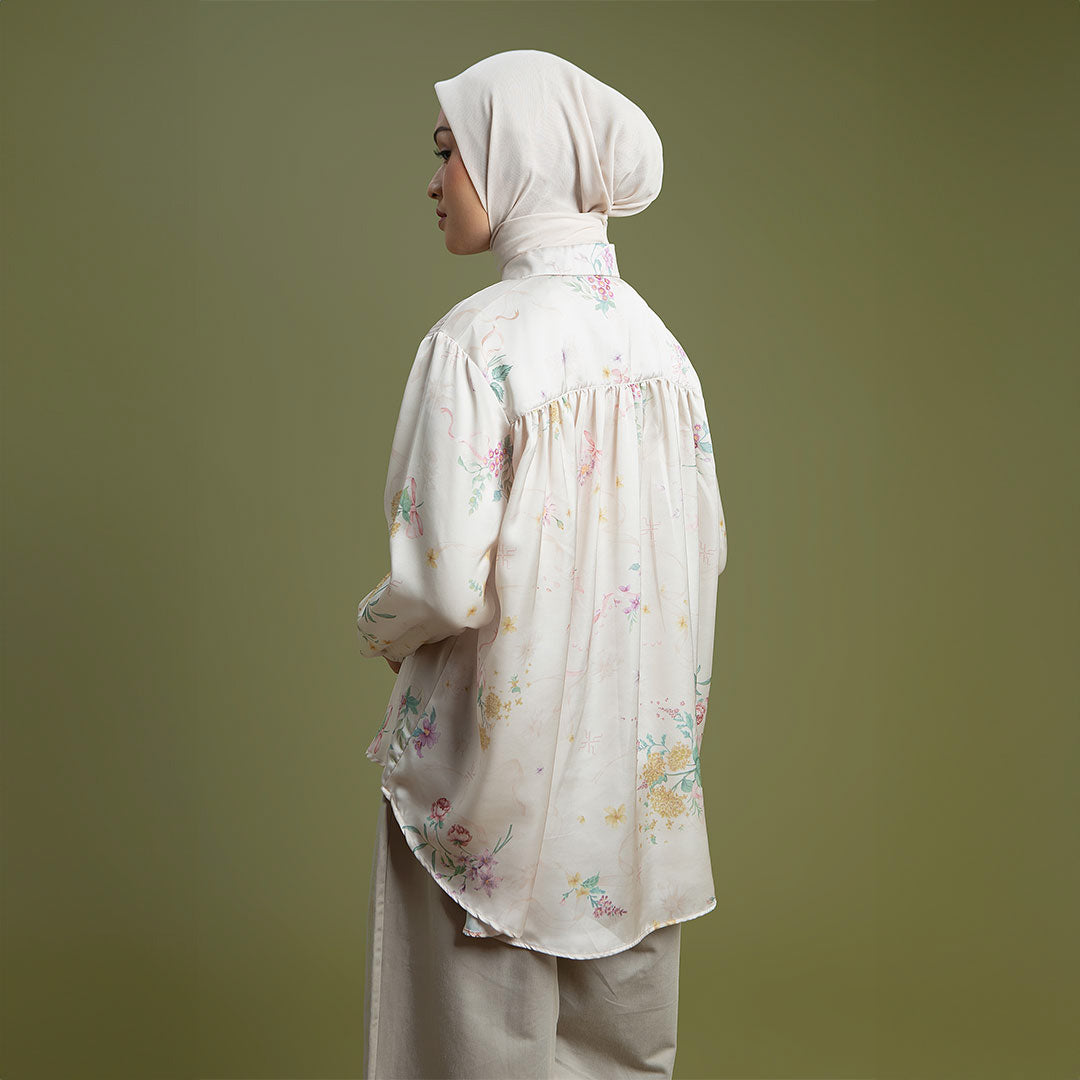 Liliana Top - Kemeja Motif Bunga Elegan