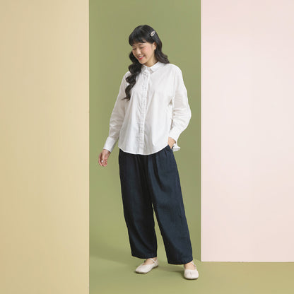 Vela Broken White - Kemeja Cotton Pleats Belakang