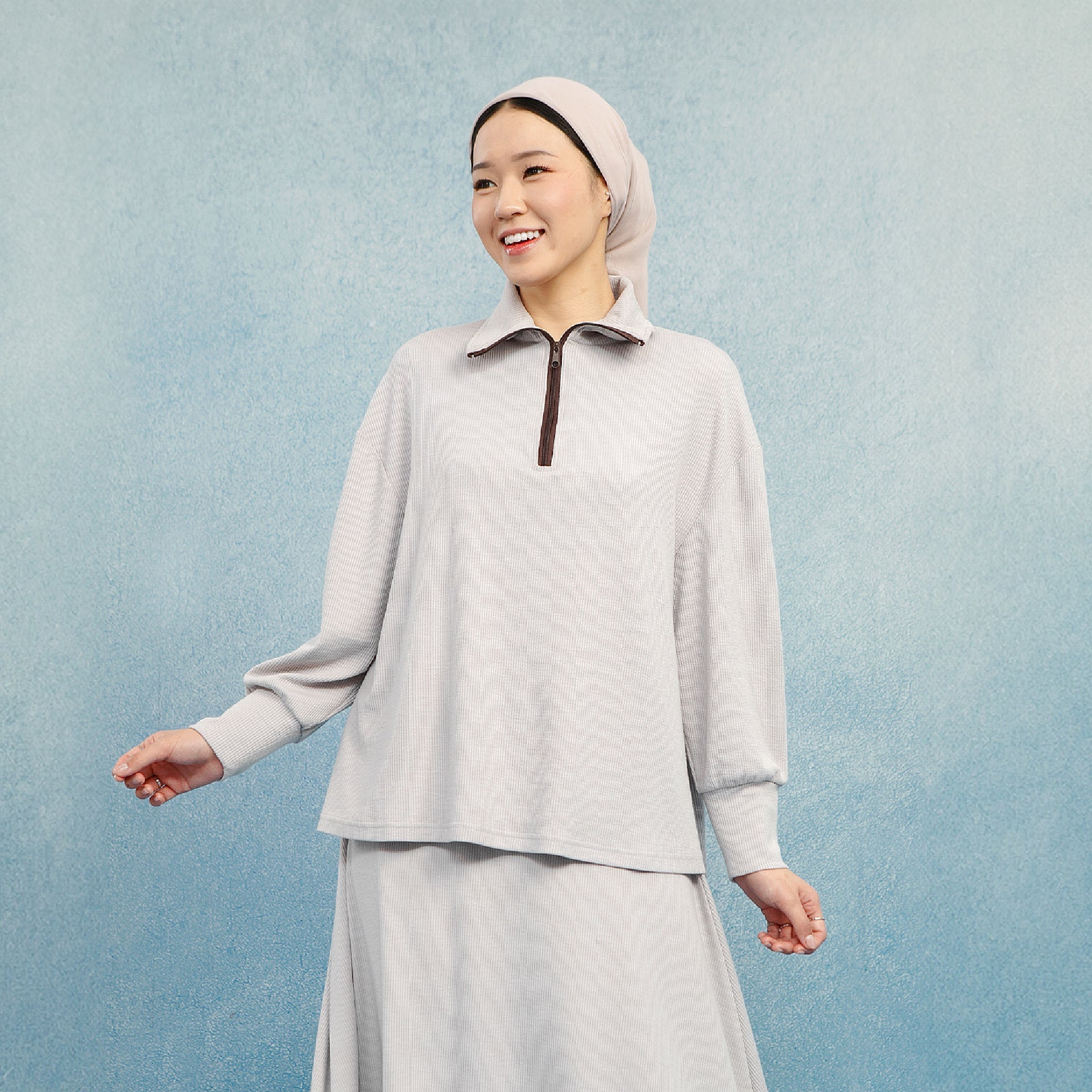 Malau Top - Atasan Knit Polos Zipper Lengan Panjang | HijabChic