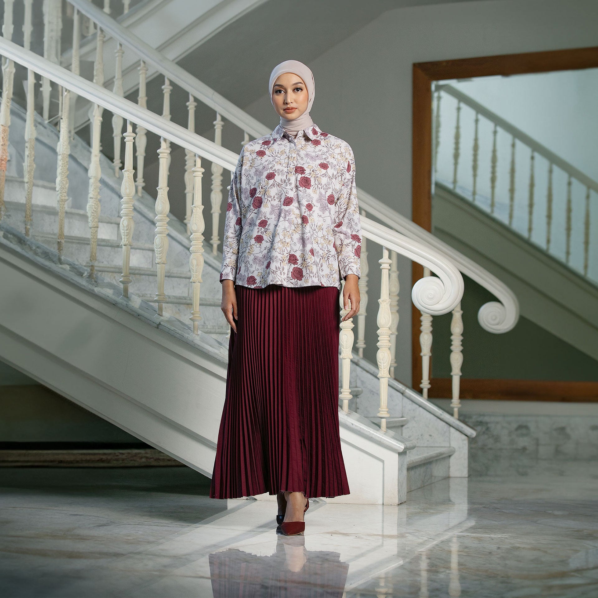 Cempaka Top - Kemeja Katun Motif Bunga Hidden Button