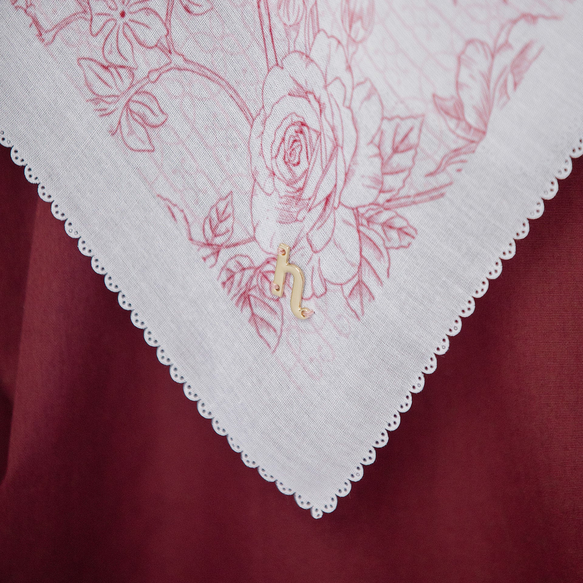 Arunika Scarf - Kerudung Voal Motif Bunga