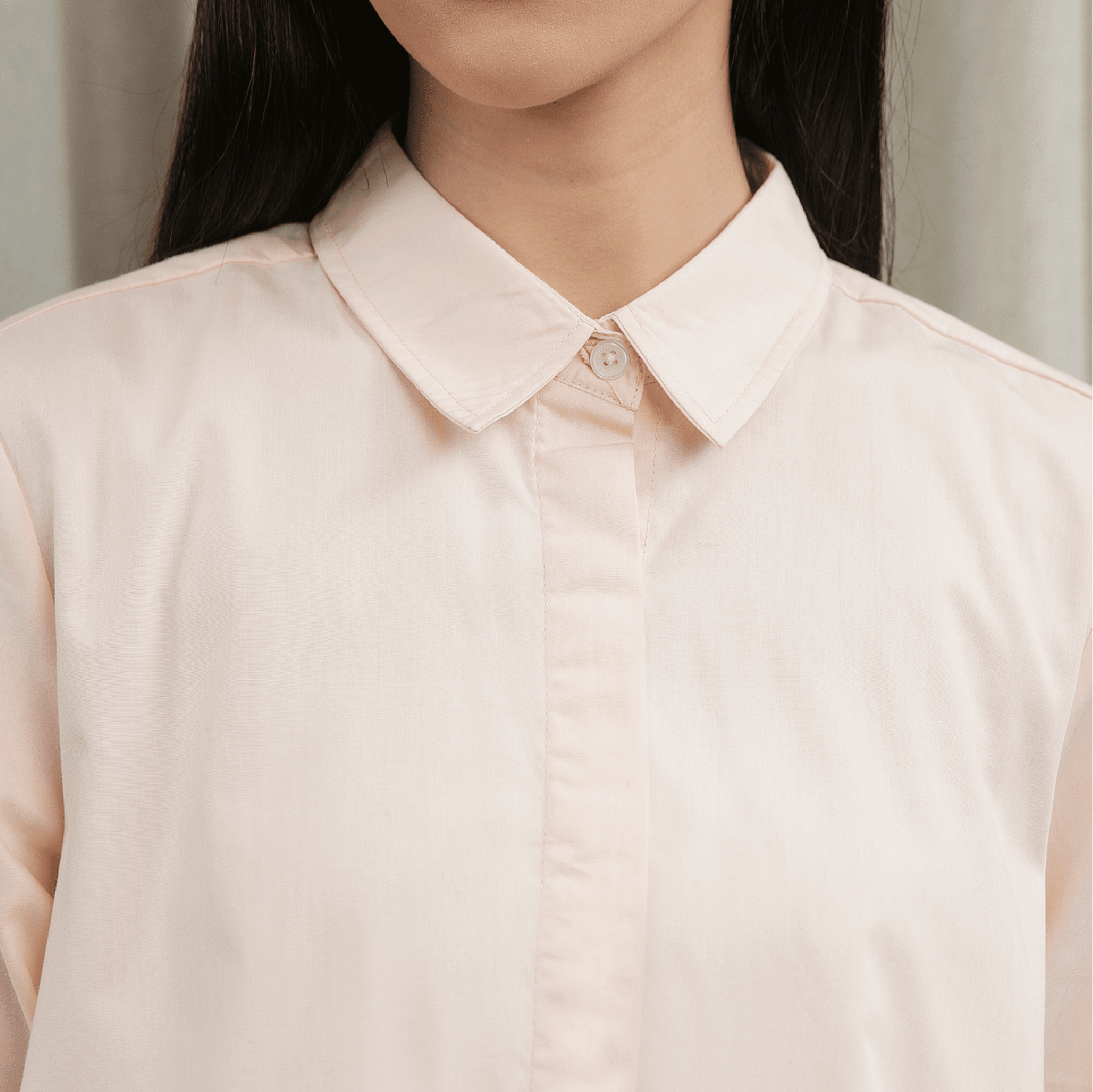 Gliyn Top (HijabChic x Nabillasyal) - Kemeja Basic Polos Longsleeve | HijabChic