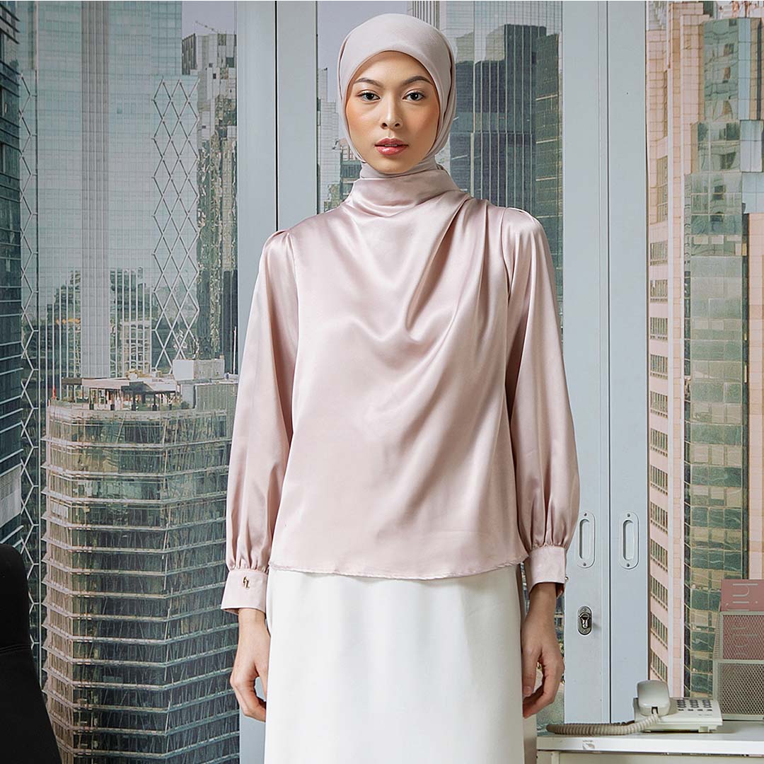 Sania Drapping Top - Blouse Satin Drape Elegan