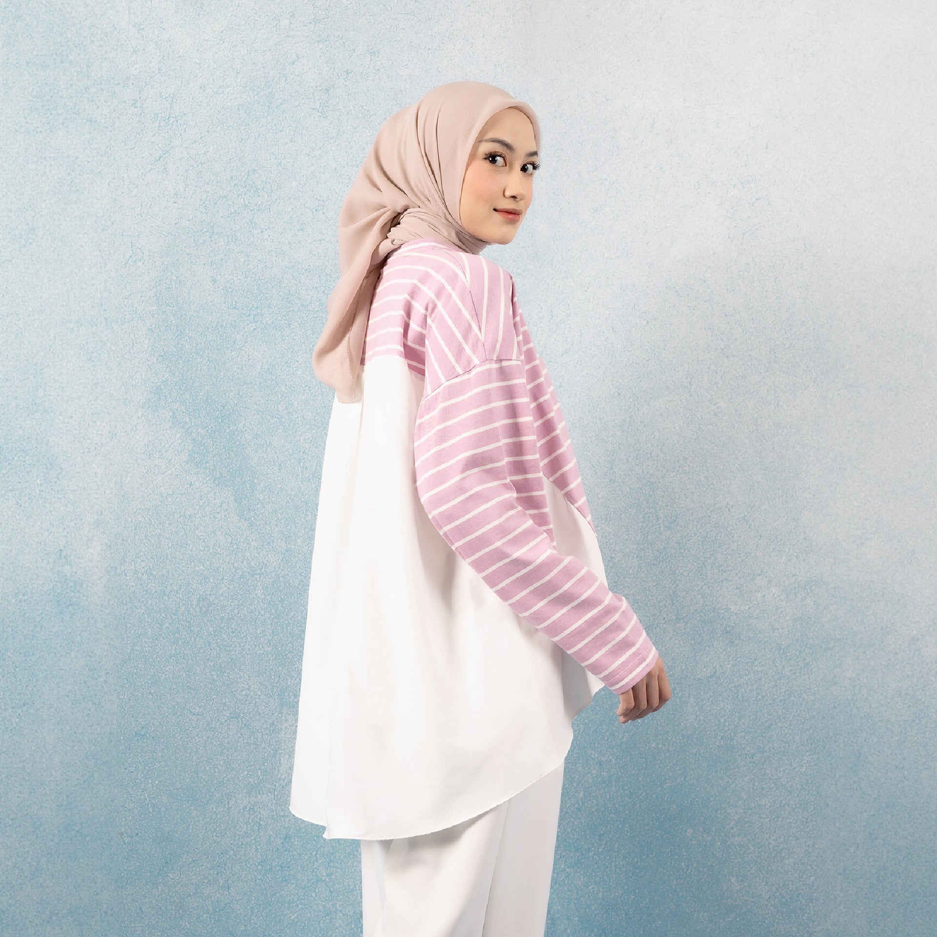 Athaya Top - Baju Kaos Stripe Daily Katun | HijabChic