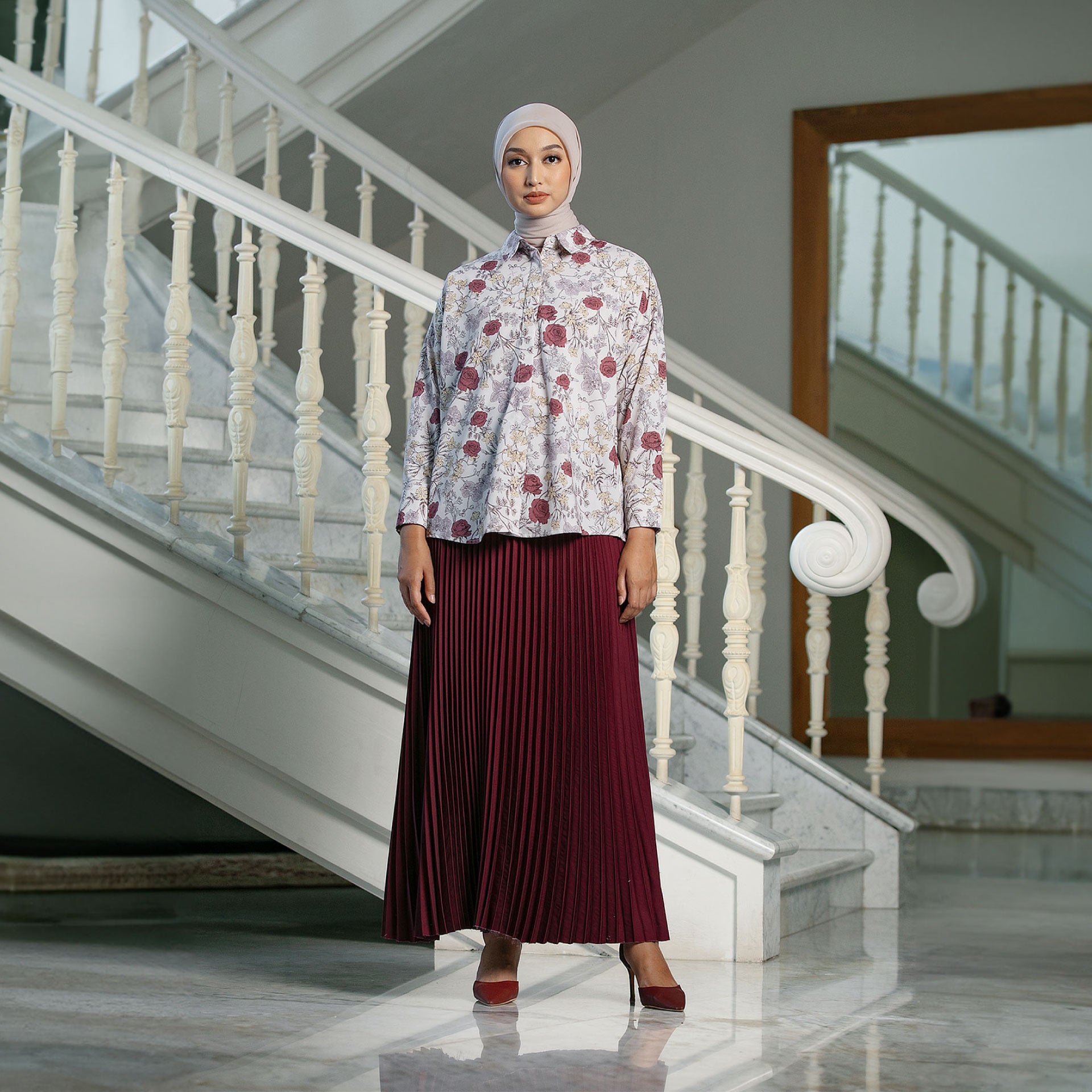 Cempaka Top - Kemeja Katun Motif Bunga Hidden Button