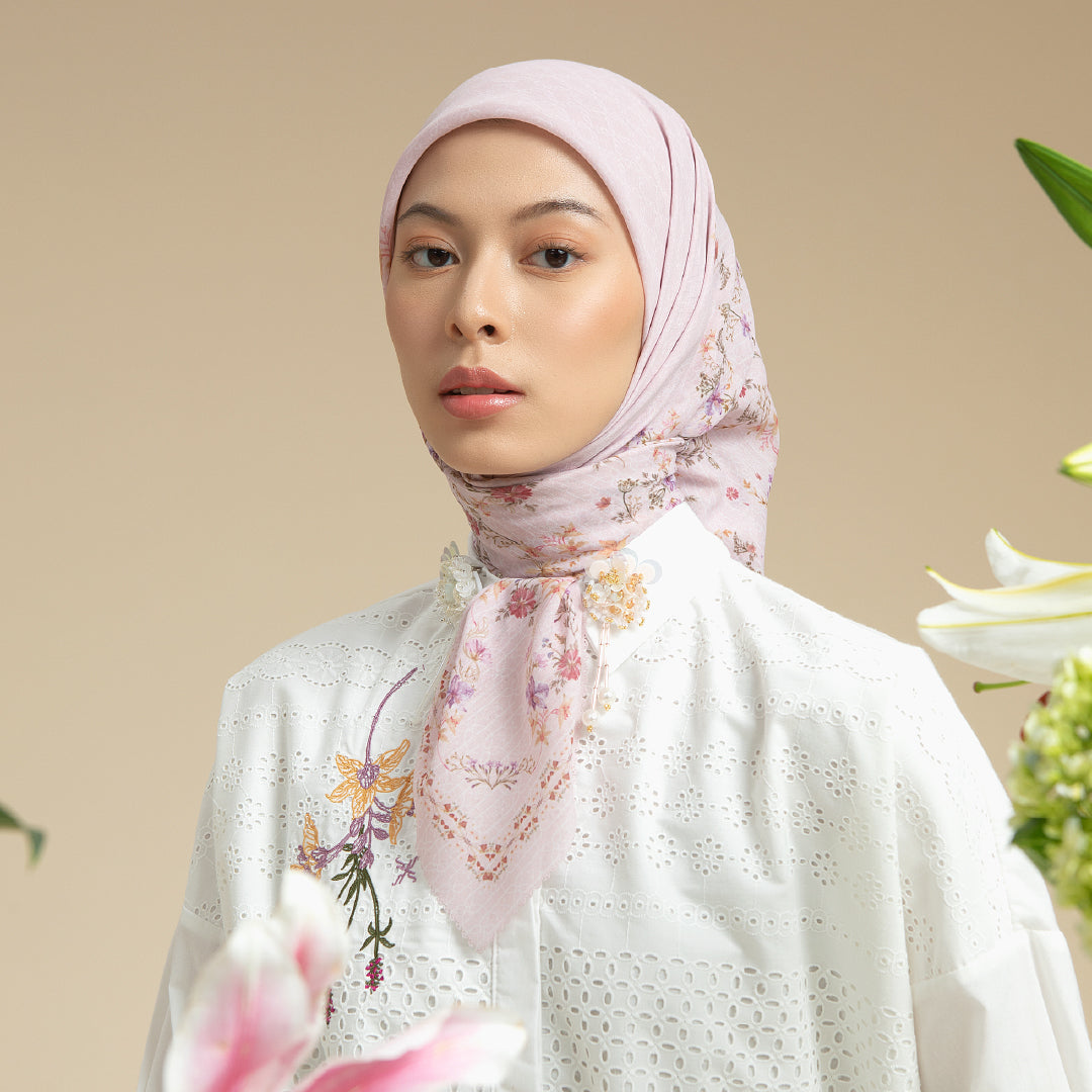 Alaya Scarf