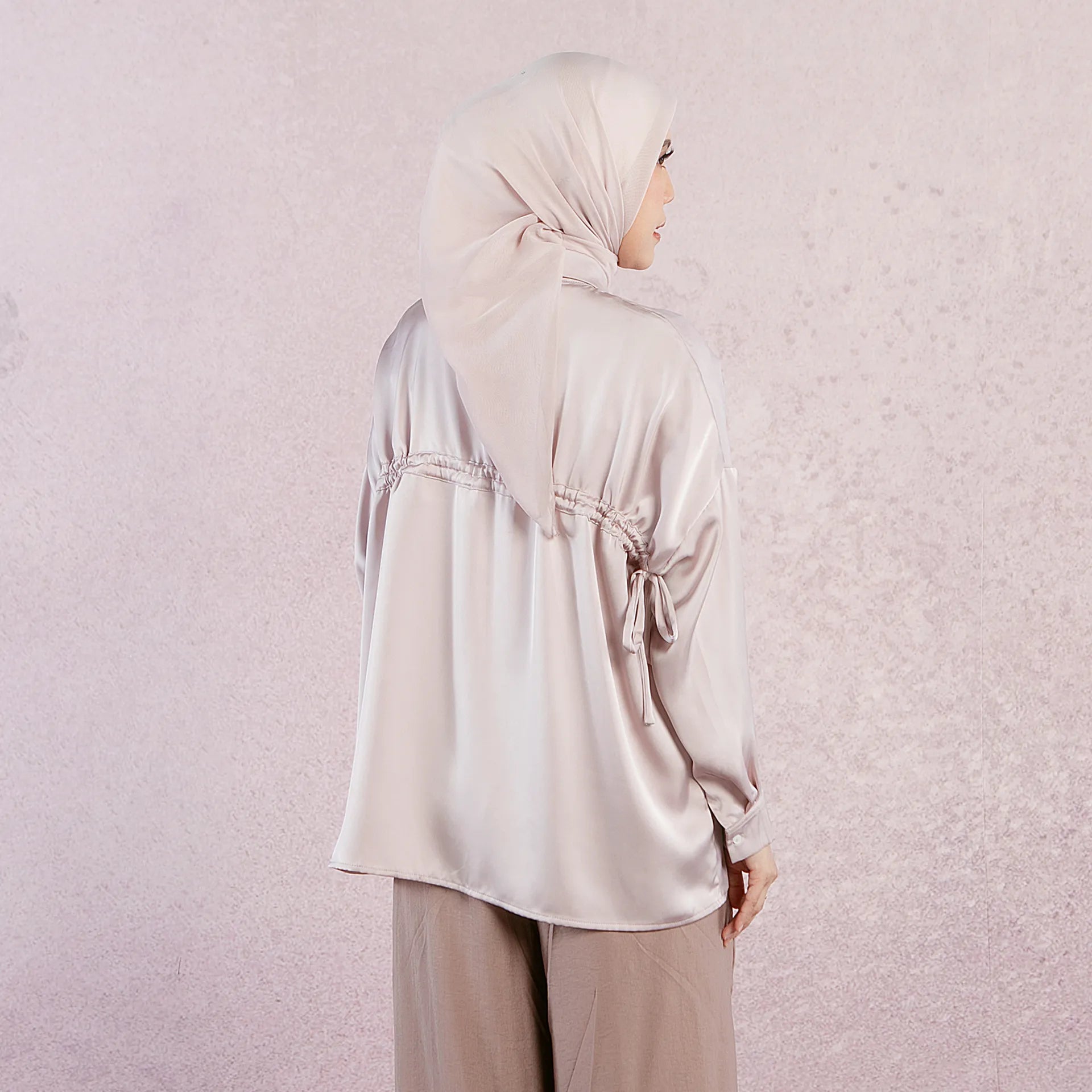 Alice Embroidery Pale Mauve Top | HijabChic