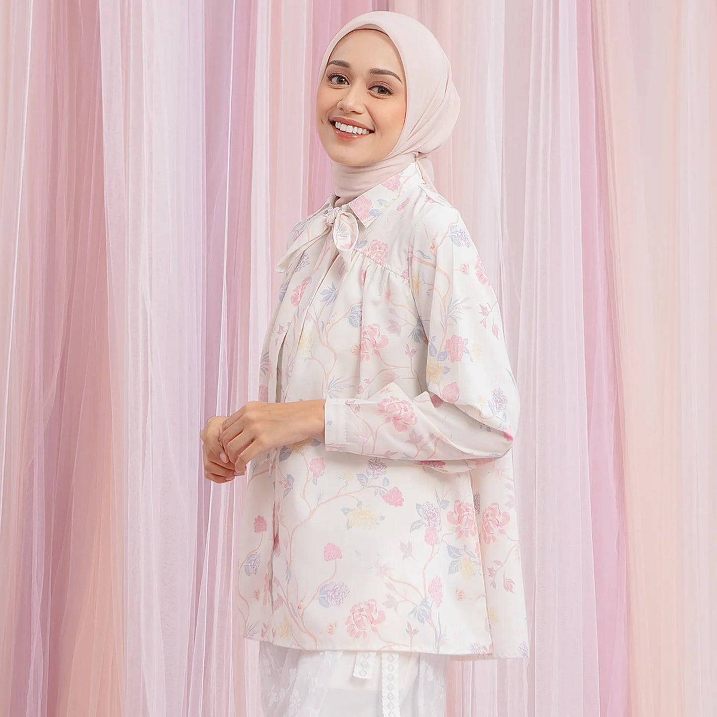 Amiya Creme Top (Pre-Order) | HijabChic