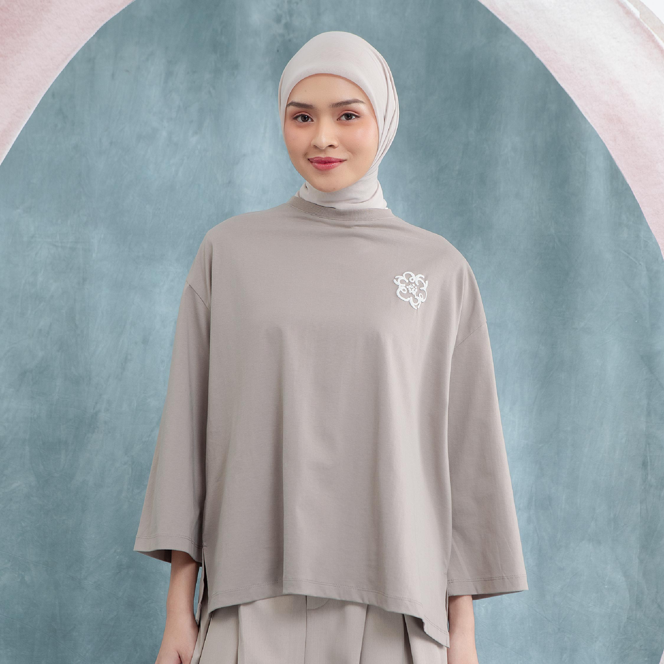 Avela Vintage Khaki Top