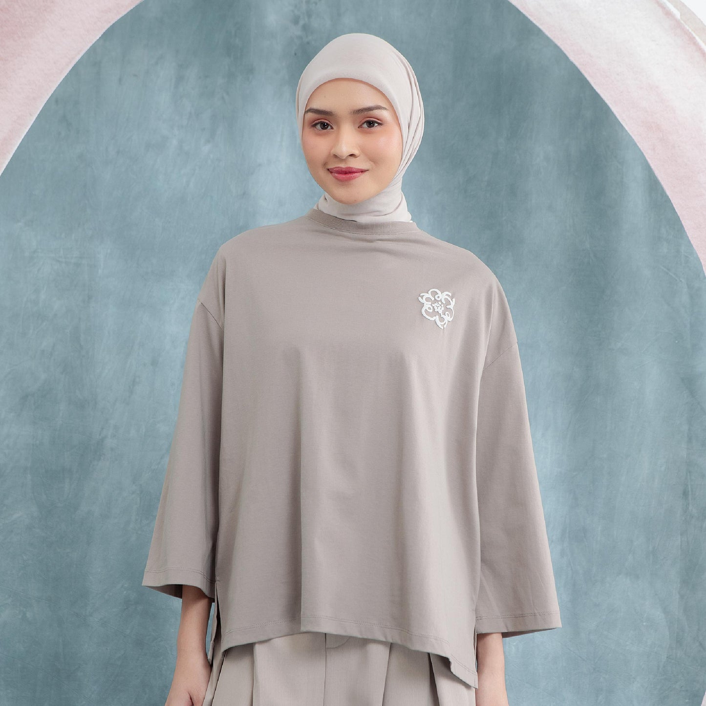 Avela Vintage Khaki Top