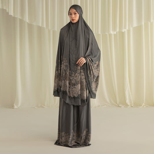 Alyara Prayer Set Olive Ash