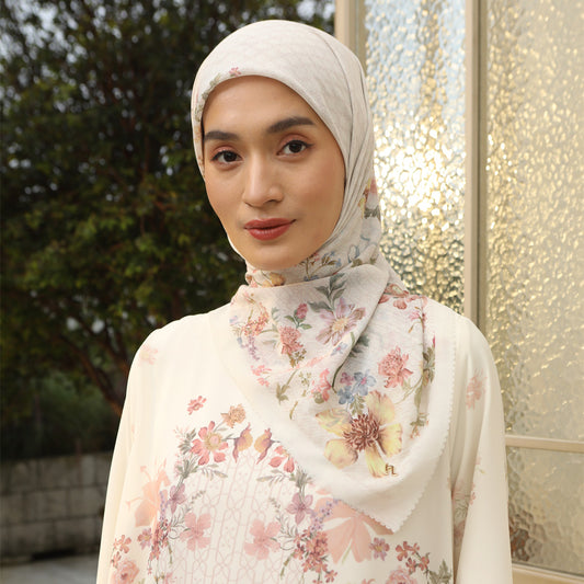 Arula Scarf Ivory Blossom