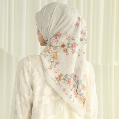Arula Scarf Ivory Blossom