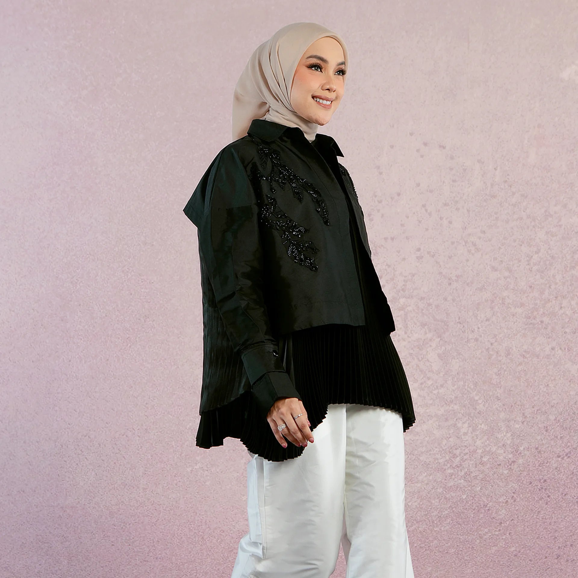 Blenny Caviar Black Outer | HijabChic