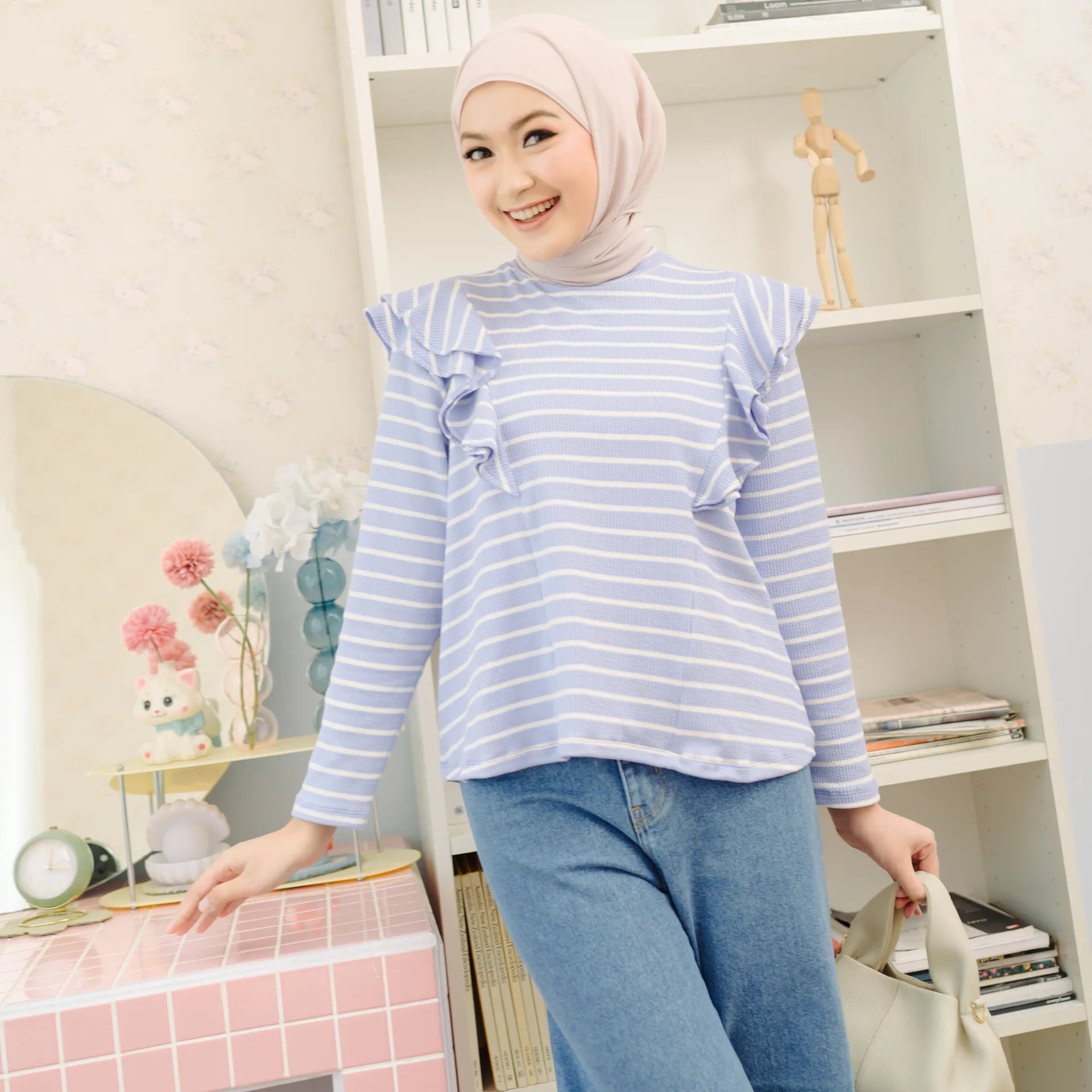 Akira Baby Blue Tops | HijabChic