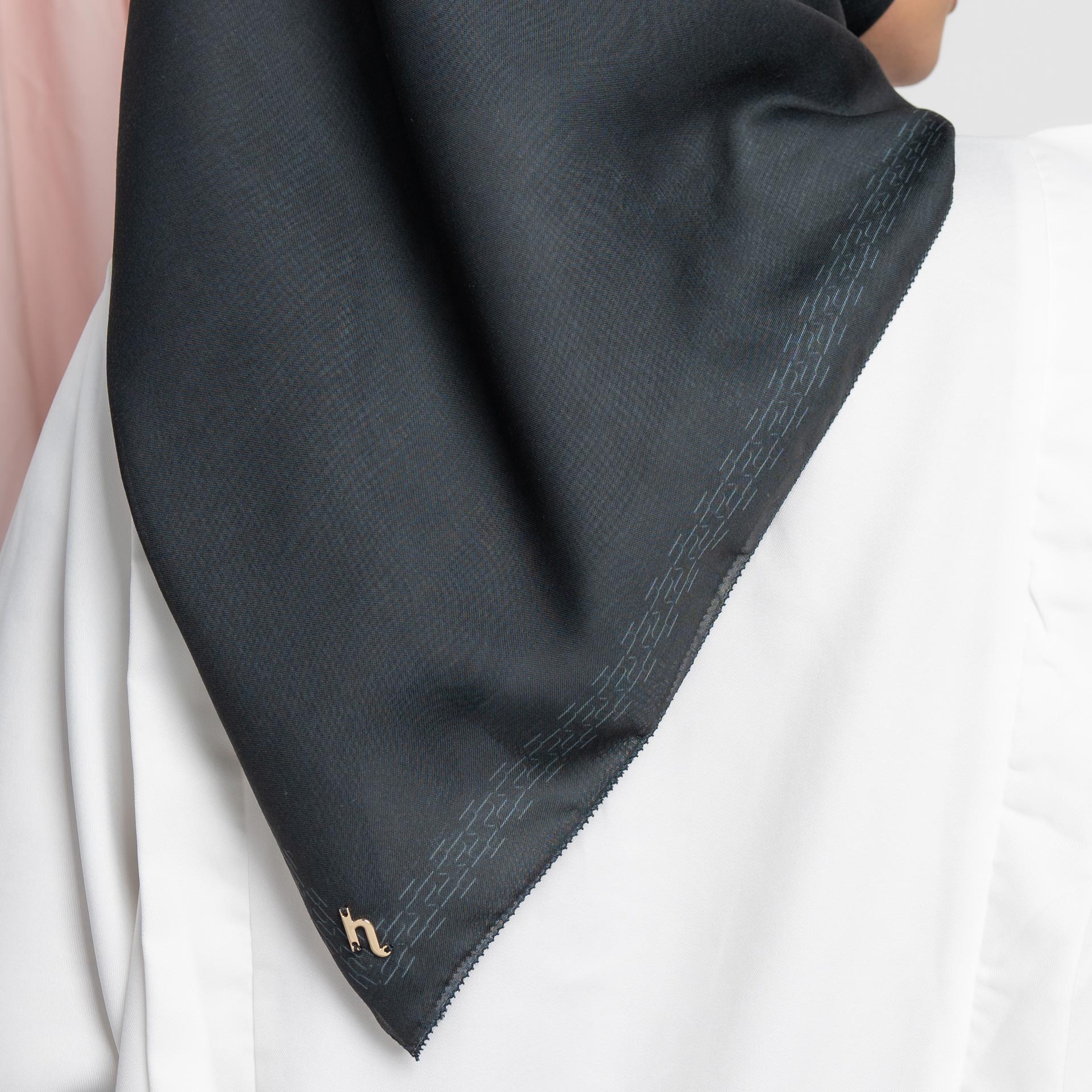 Runa Jet Black Daily Scarf | HijabChic
