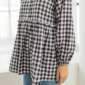 
            
                Load image into Gallery viewer, Lana Gingham Black Tops | HijabChic
            
        