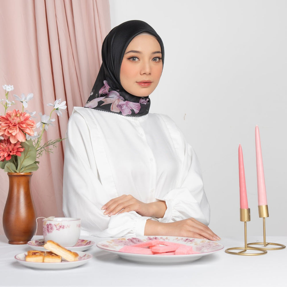 Flourette Black Scarf | HijabChic
